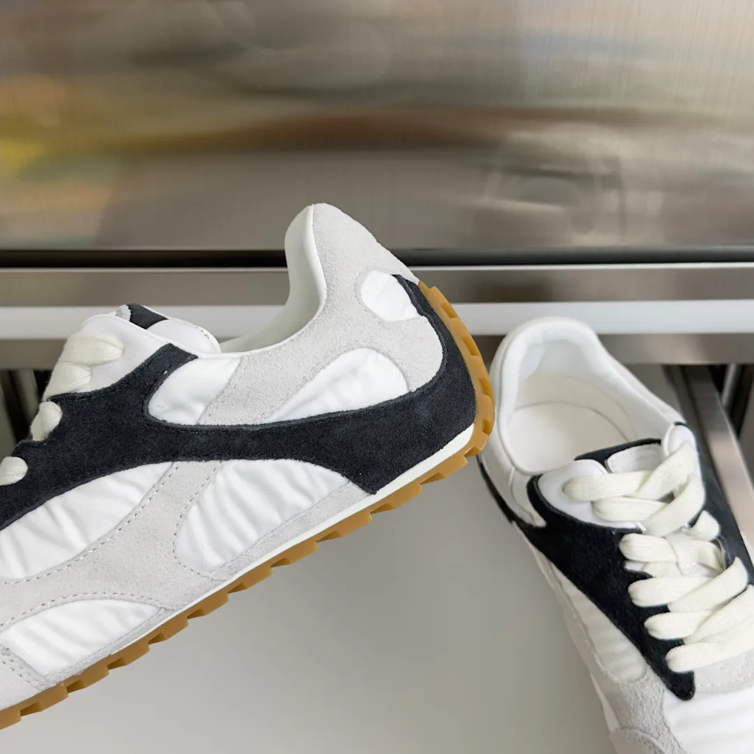 Кроссовки Женские Bottega Veneta 11595718