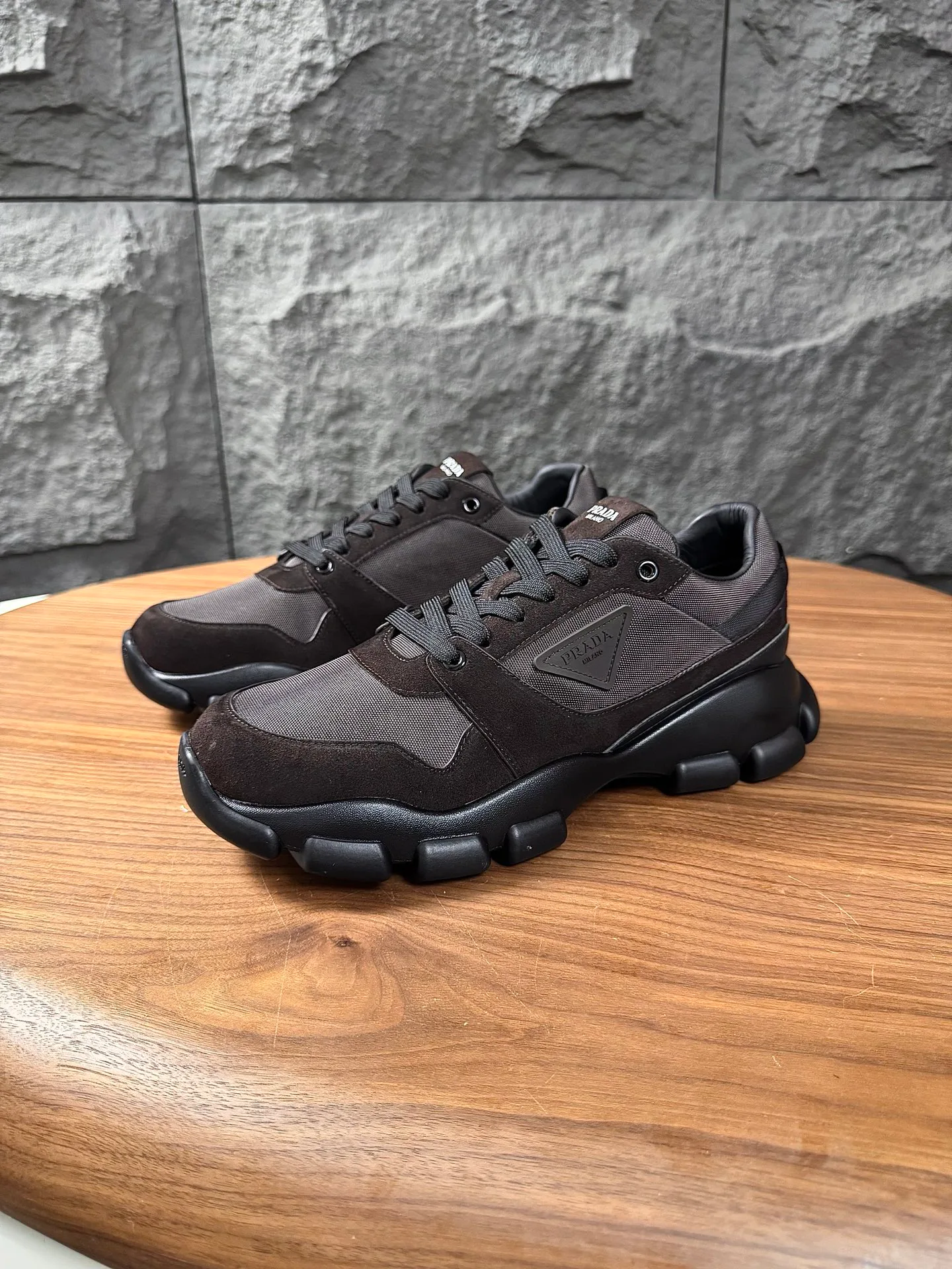 Кроссовки Мужские Prada 18859300