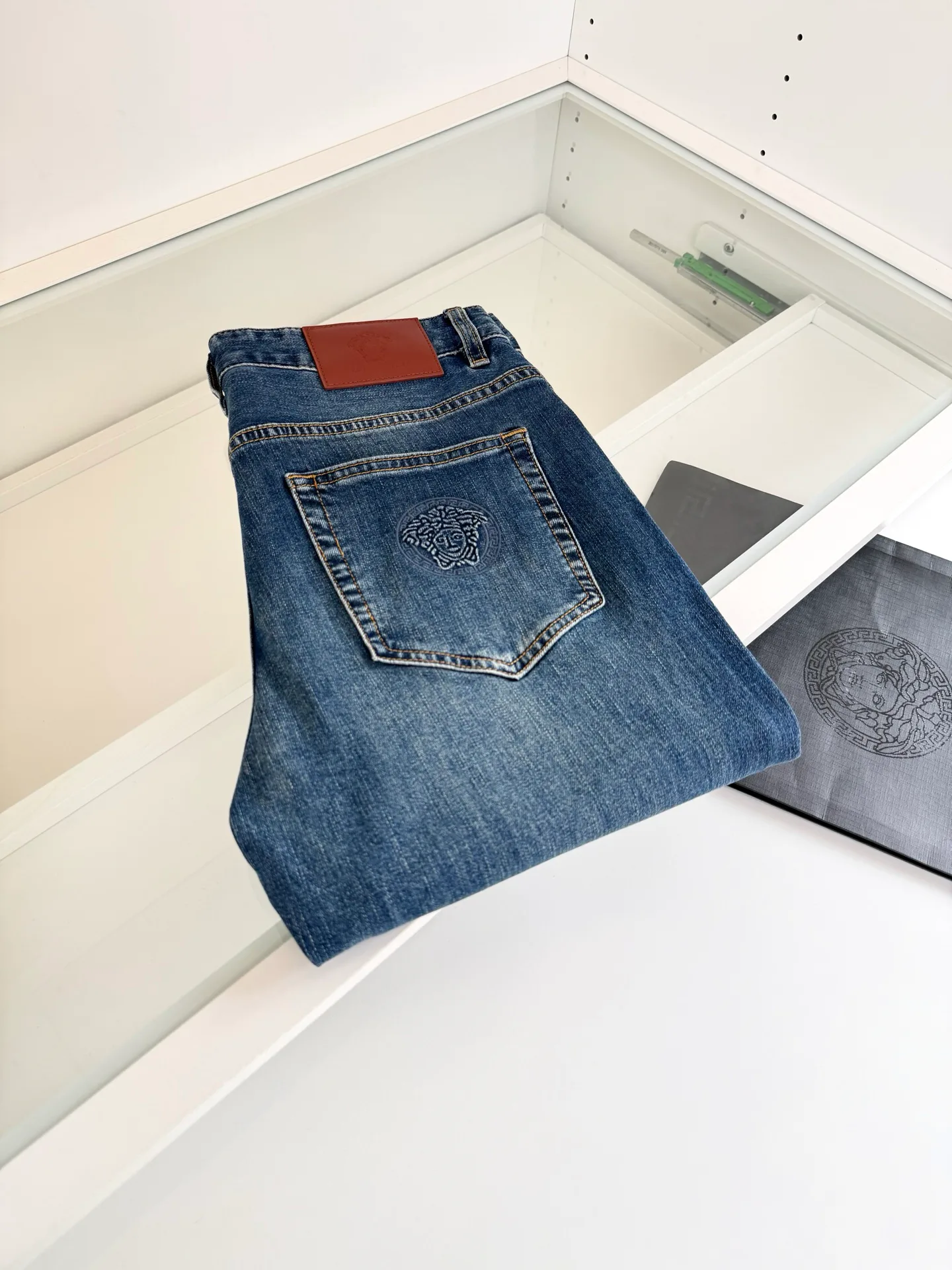 Джинсы Мужские Versace 13245914