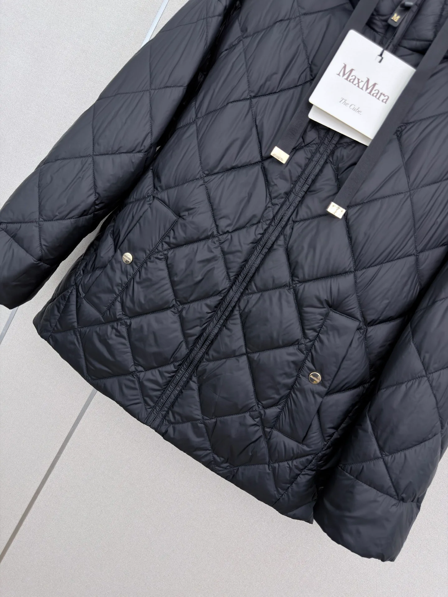 Куртки И Пуховики Женские Max Mara 18108352