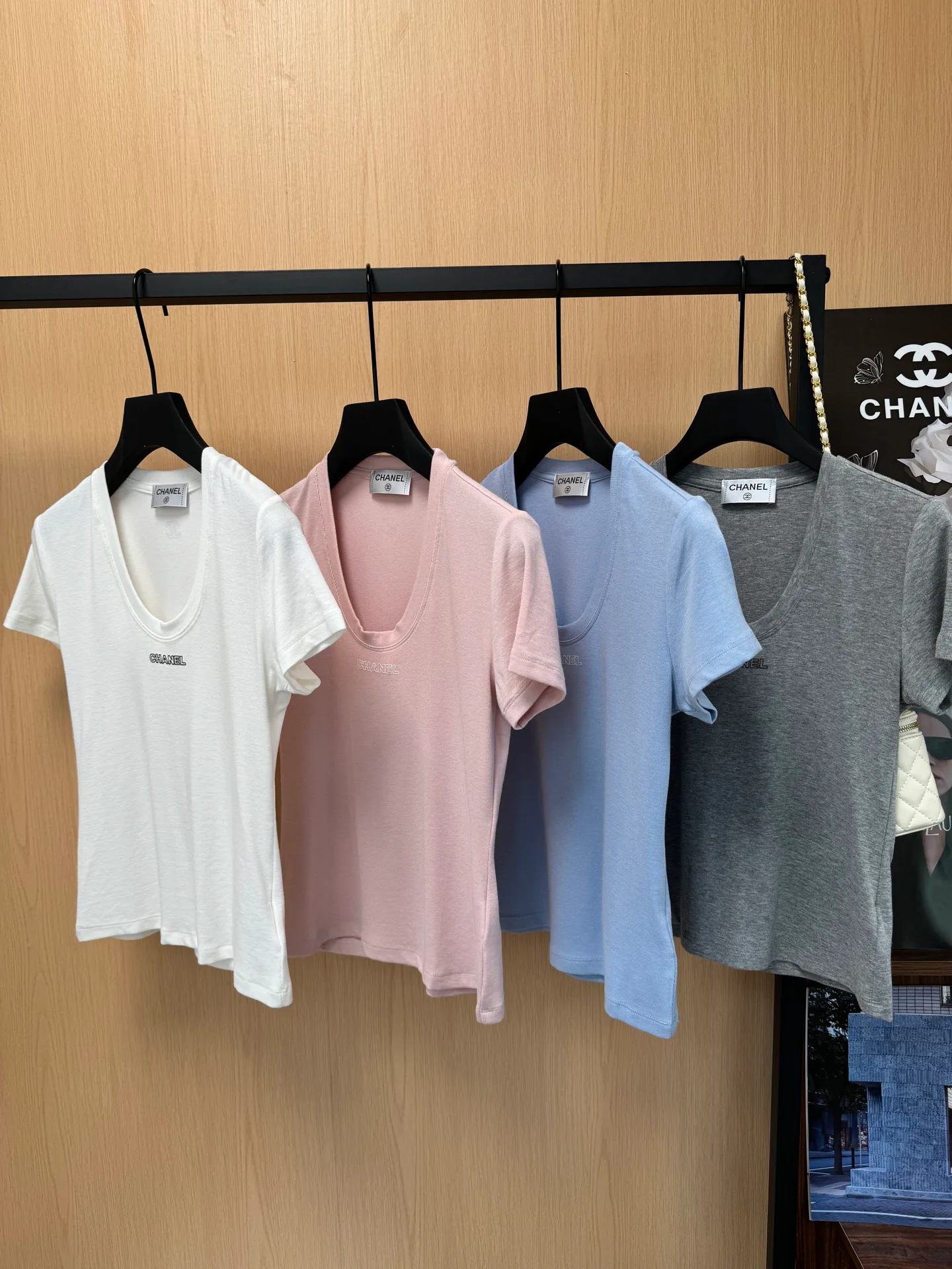 Футболки Женские Chanel 12592757