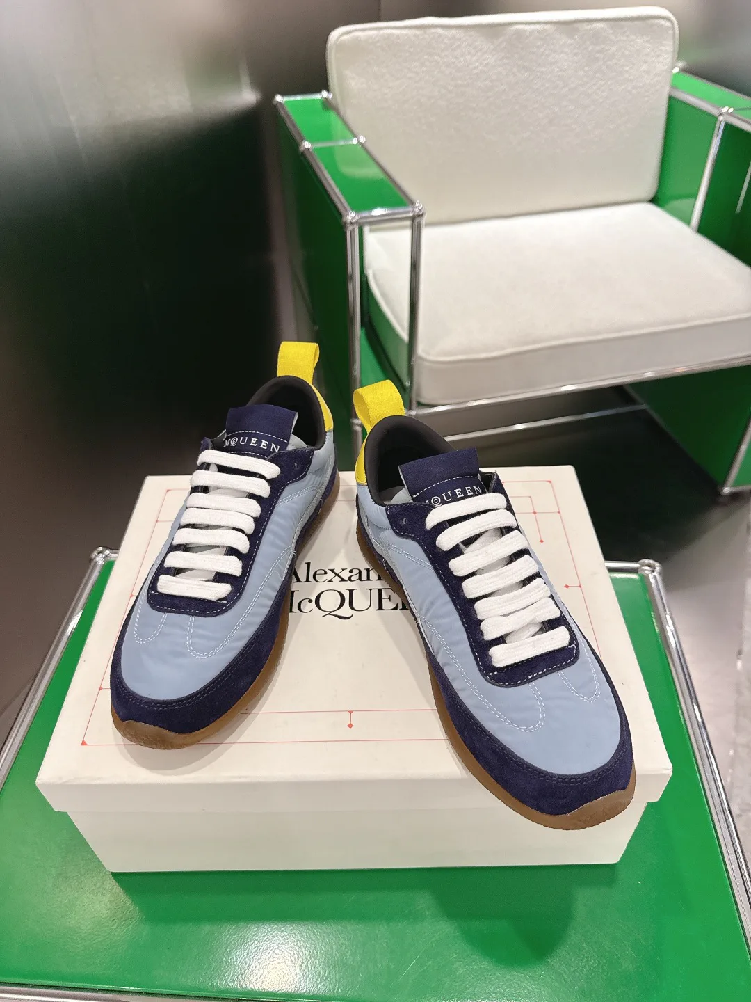 Кроссовки Женские Alexander Mcqueen 809167