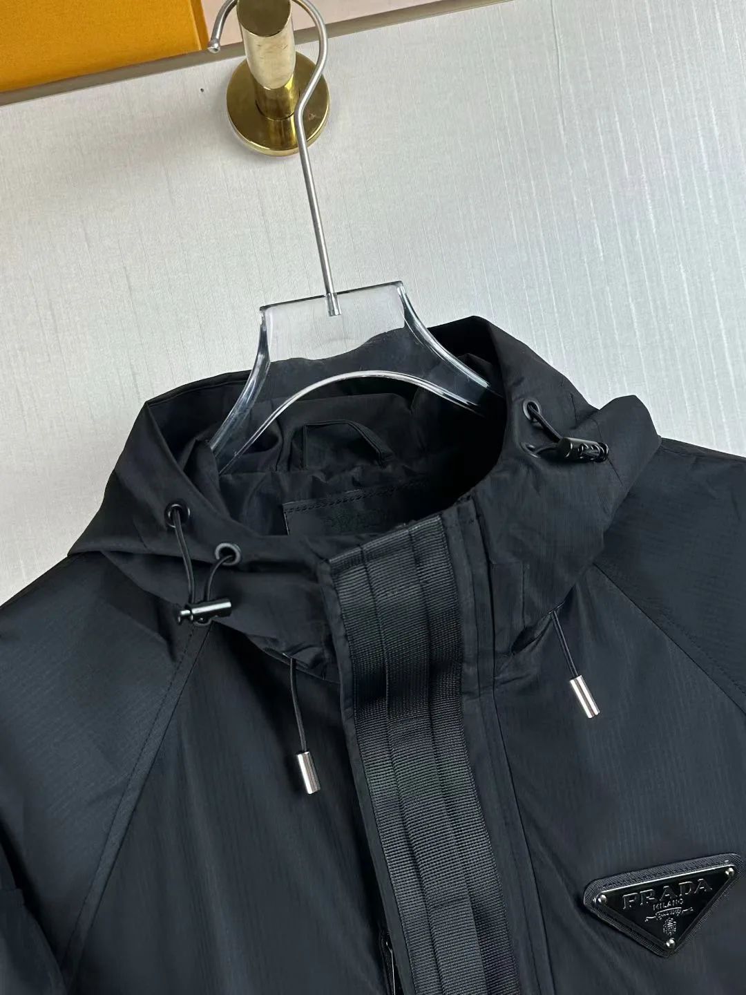 Куртки И Пуховики Мужские Prada 18194558