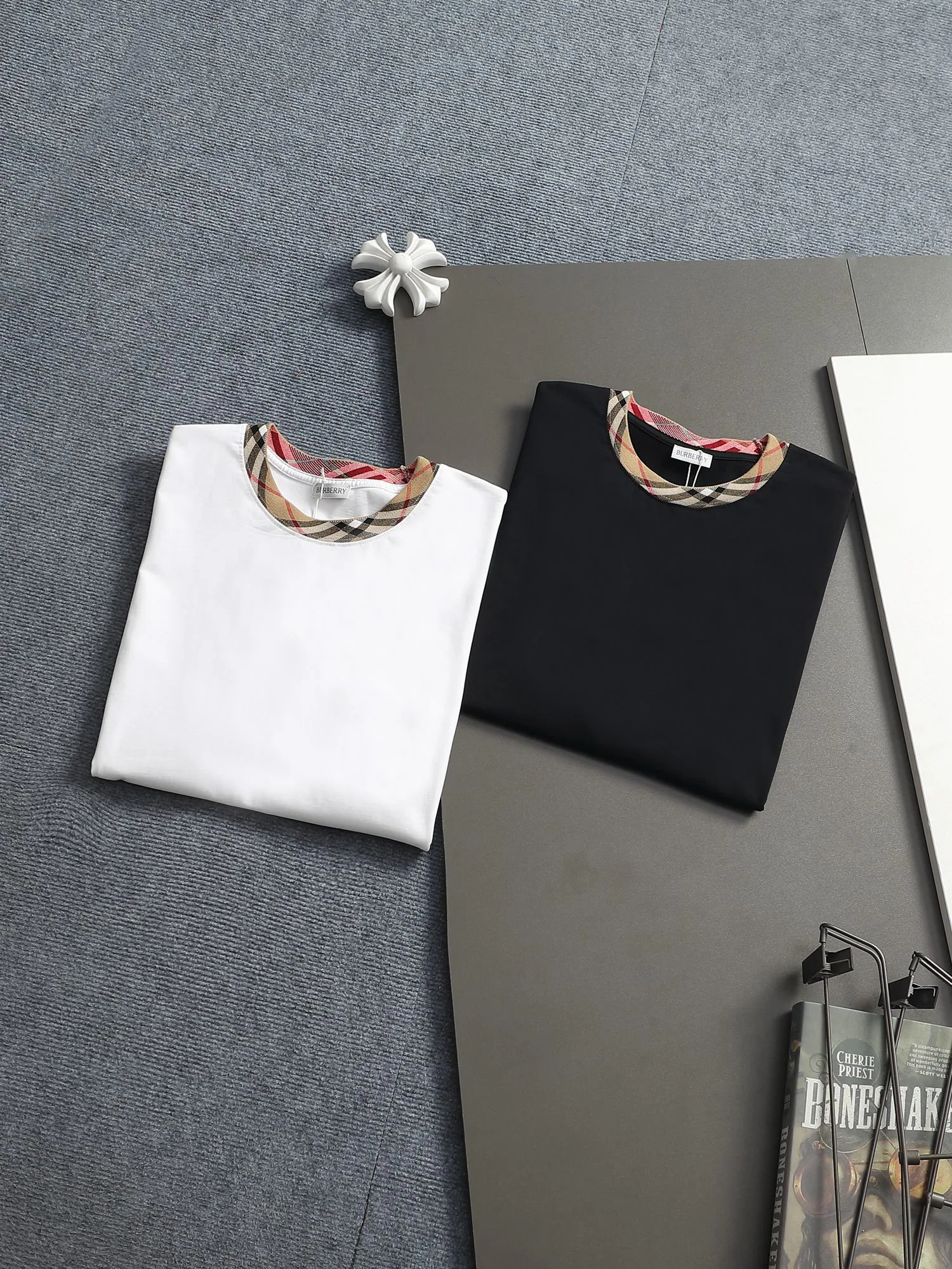 Футболки Женские Burberry 4991715