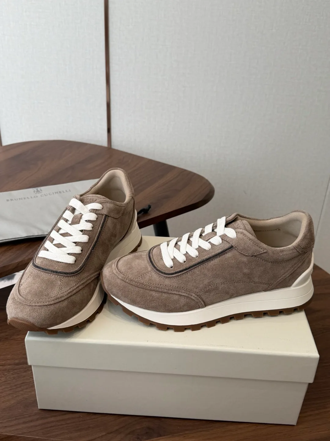 Кроссовки Женские Brunello Cucinelli 17461335