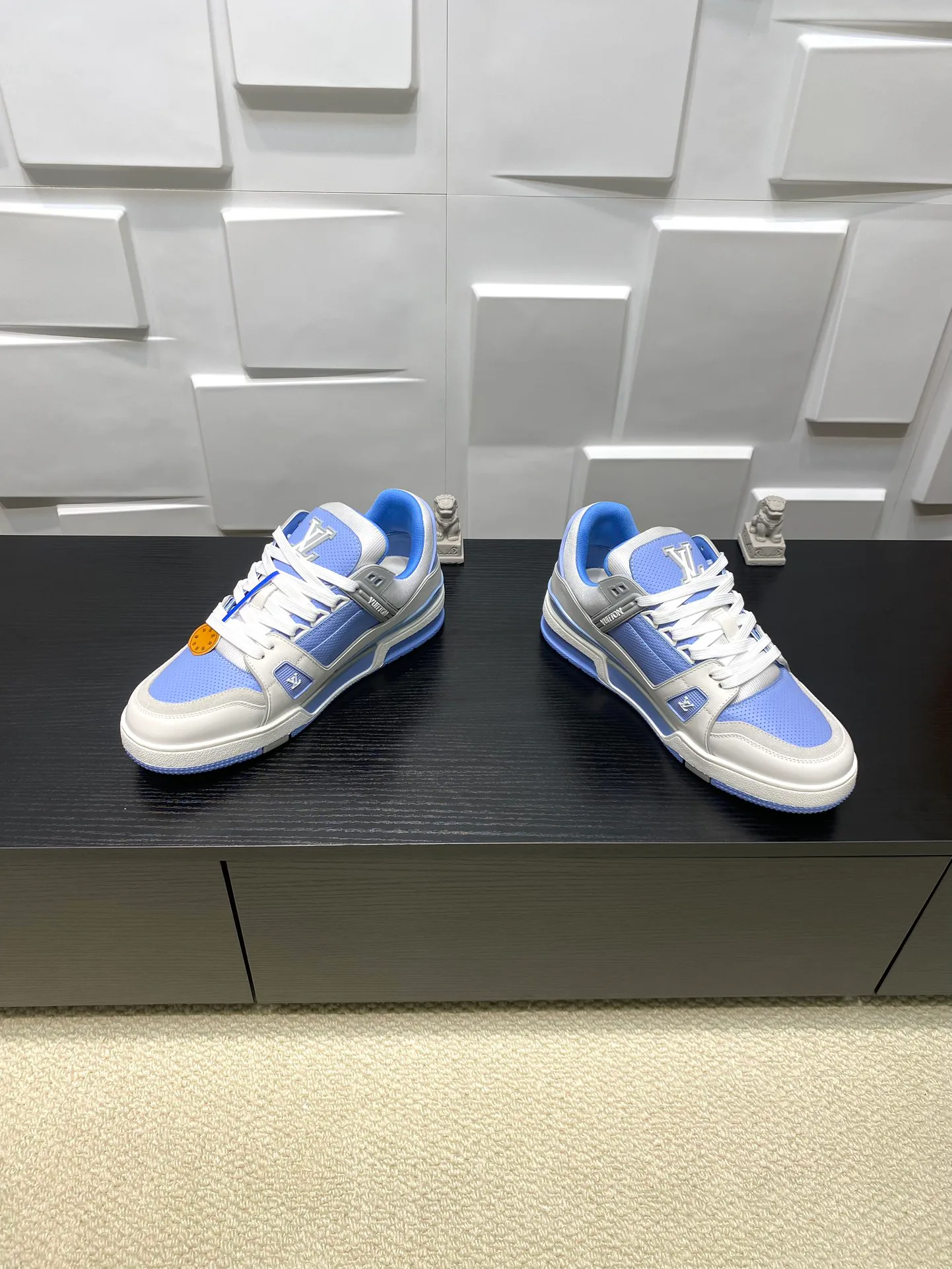 Кроссовки Женские Louis Vuitton 111498