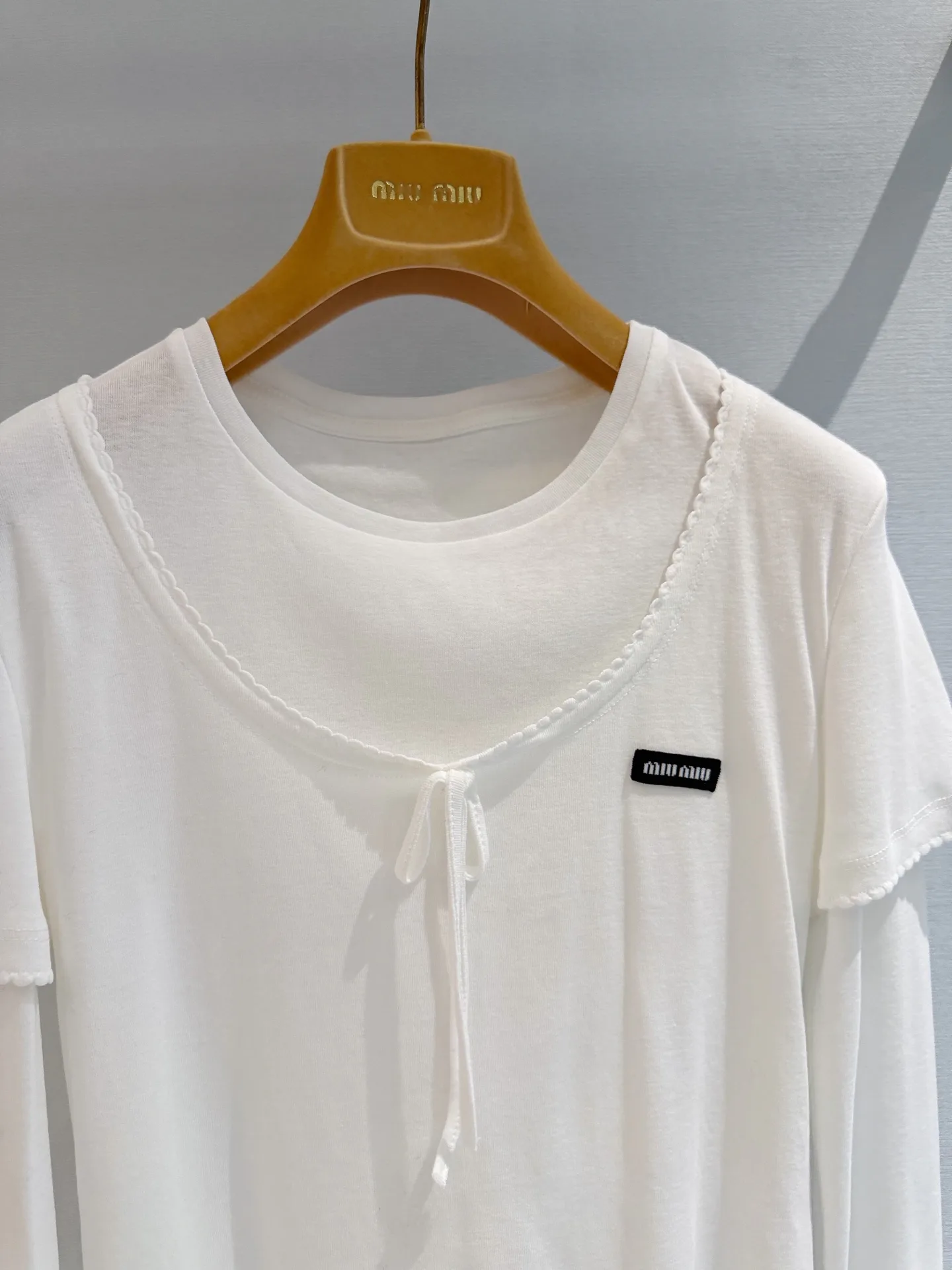 Футболки Женские Miu Miu 18689411