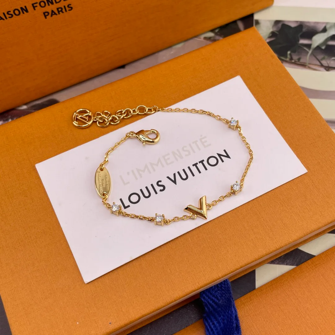 Бижутерия Louis Vuitton 18441622