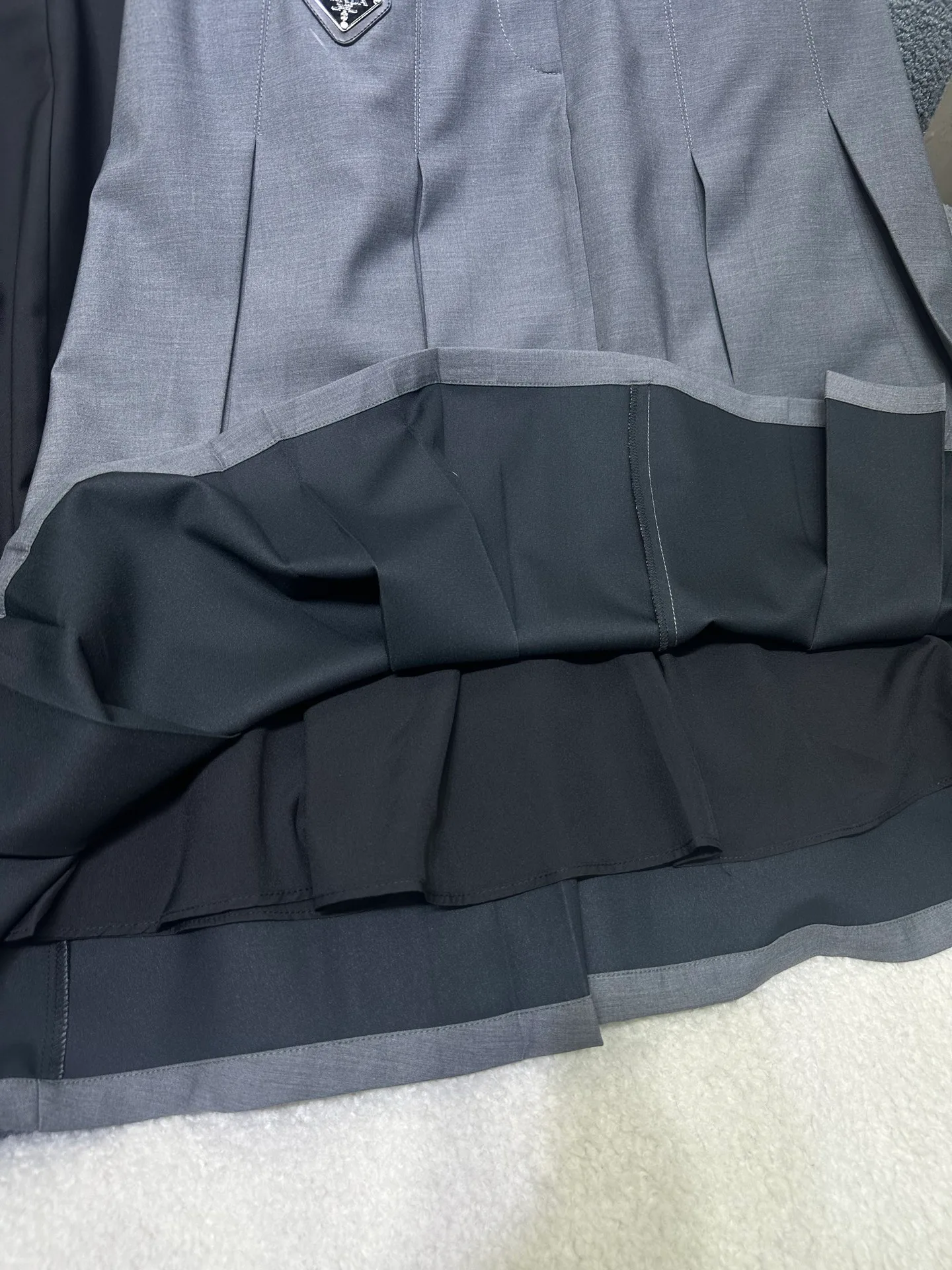 Юбки Женские Prada 11622752