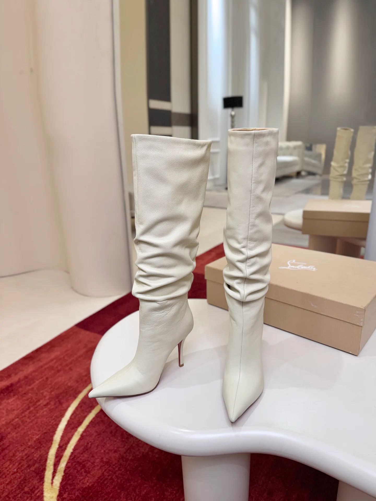 Сапоги Женские Christian Louboutin 18500942