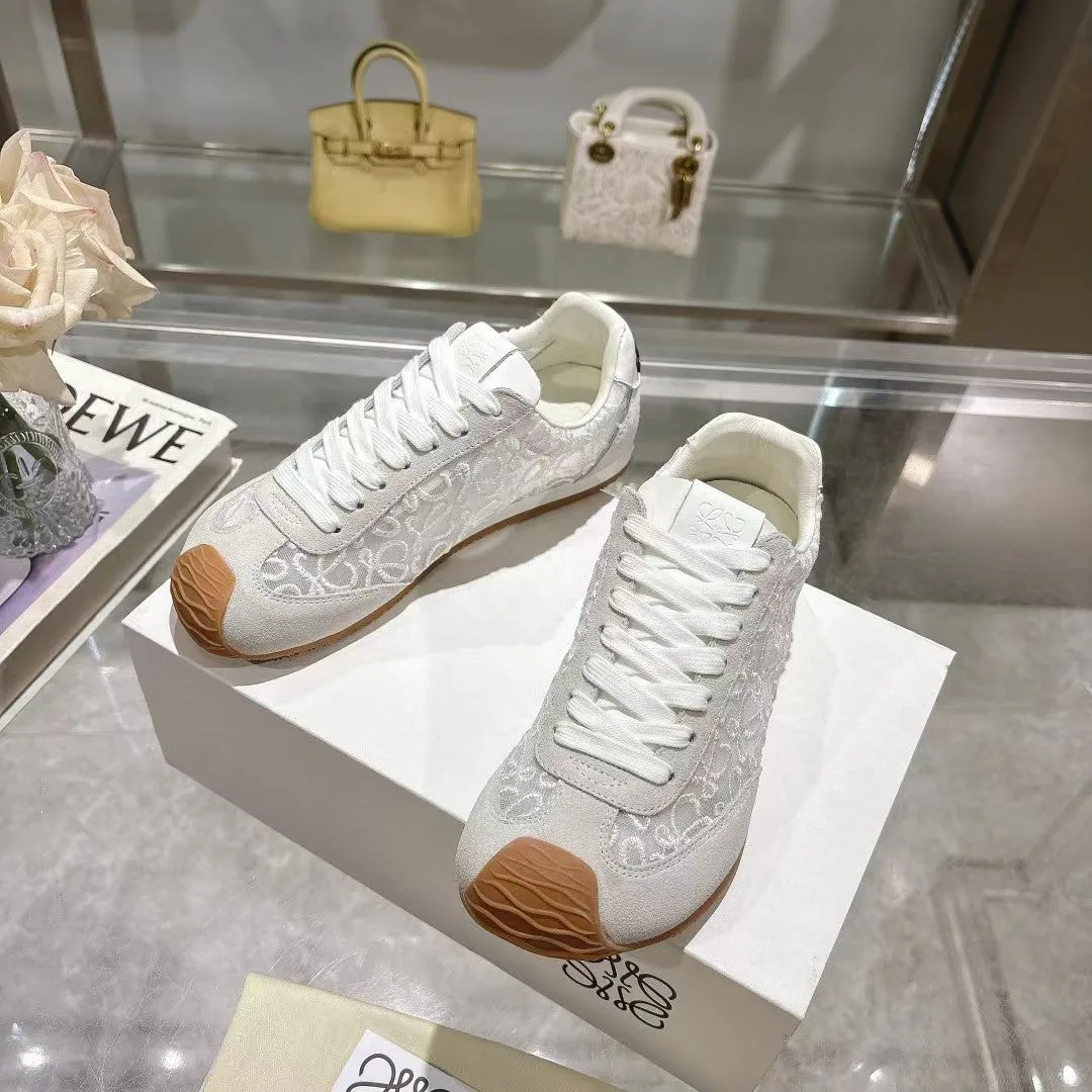Кроссовки Женские Loewe 13080156