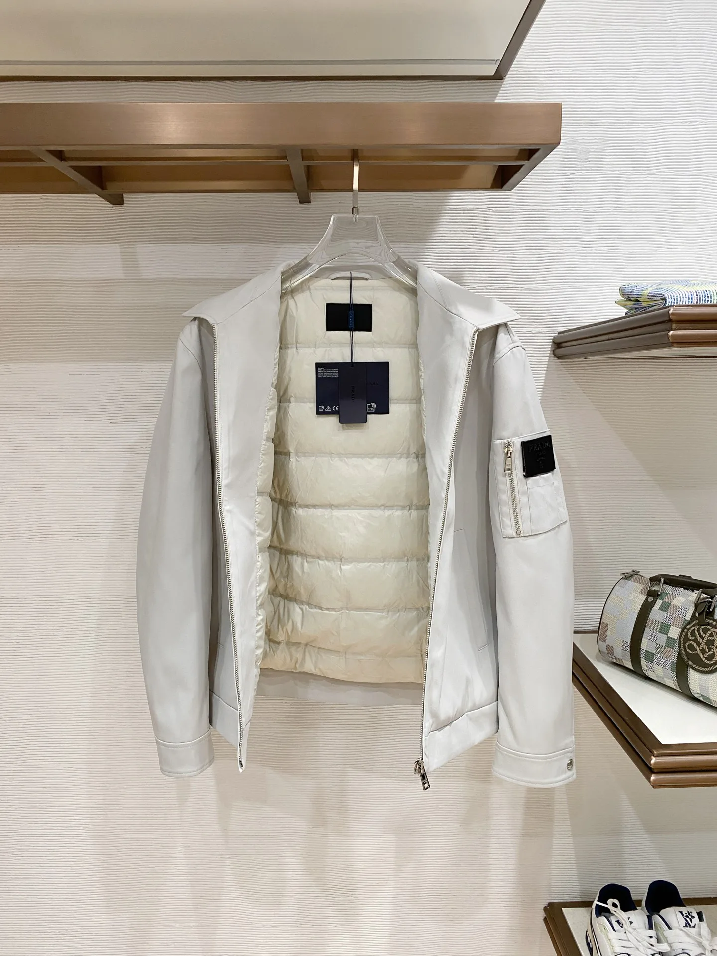 Куртки И Пуховики Мужские Prada 619024