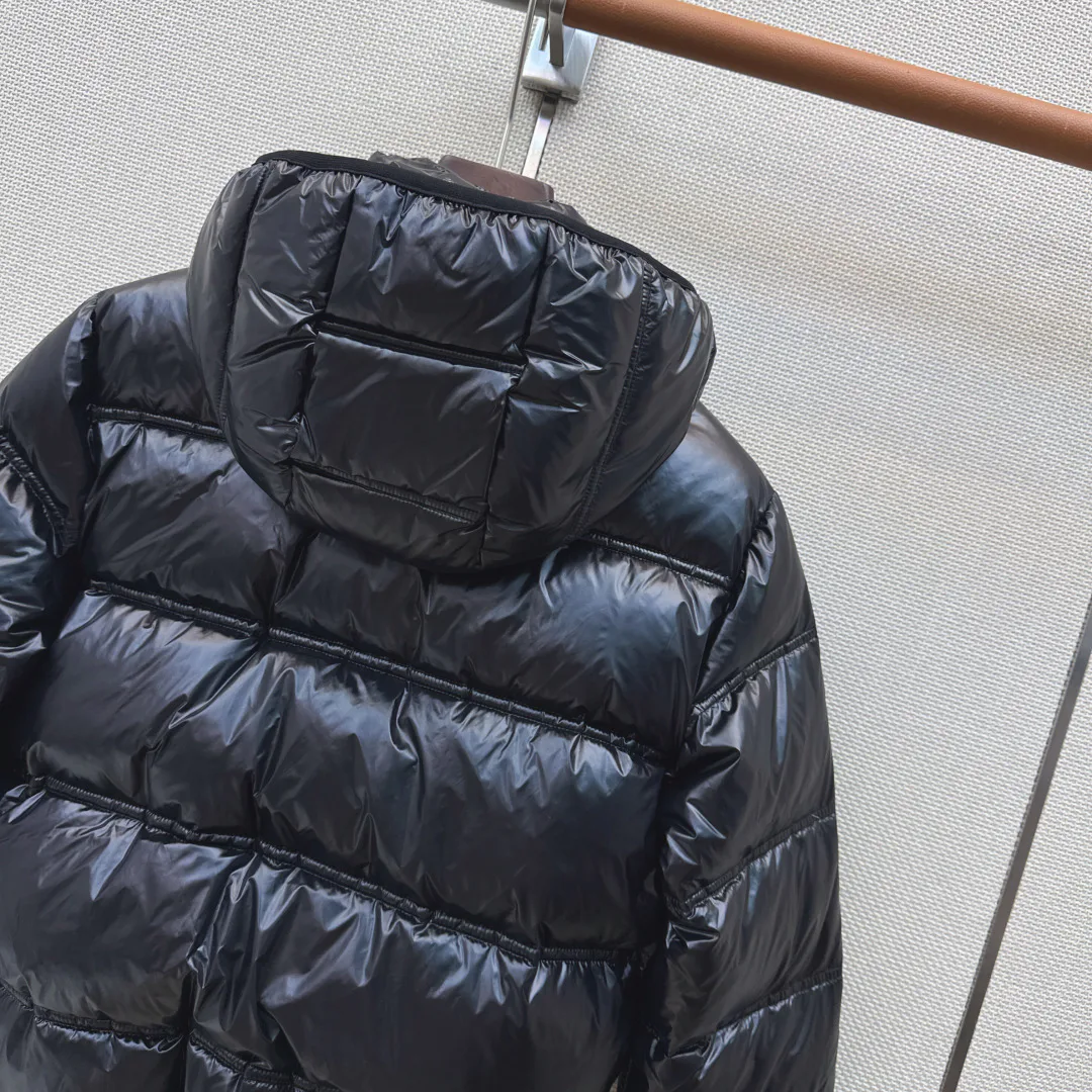 Куртки И Пуховики Женские Moncler 18012426
