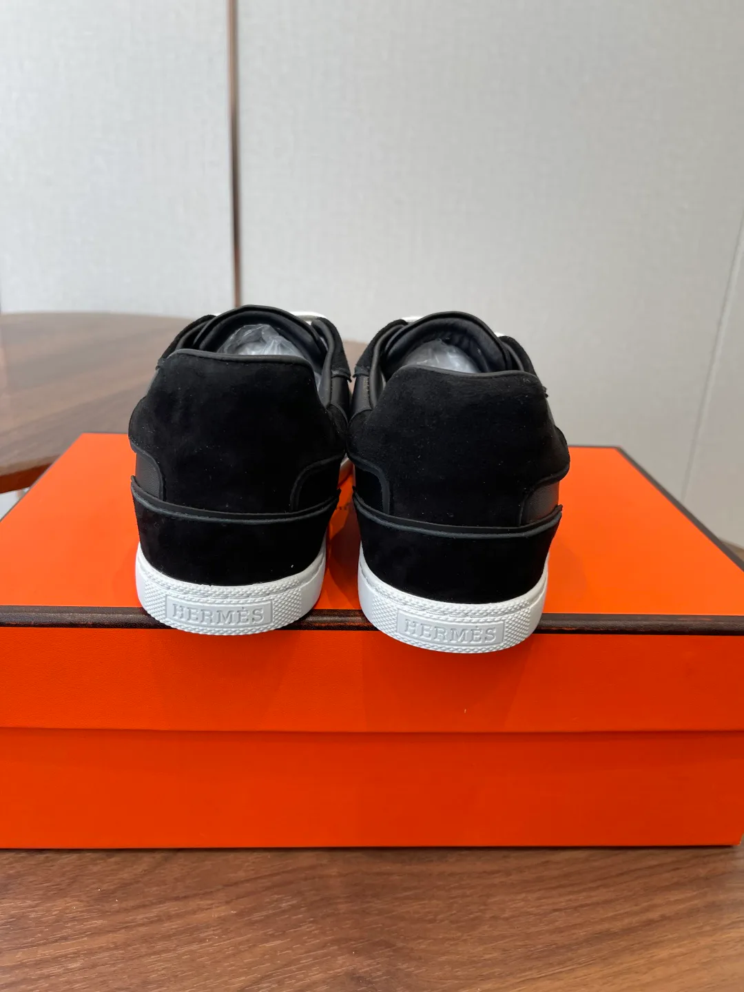 Кроссовки Женские Hermes 1284390