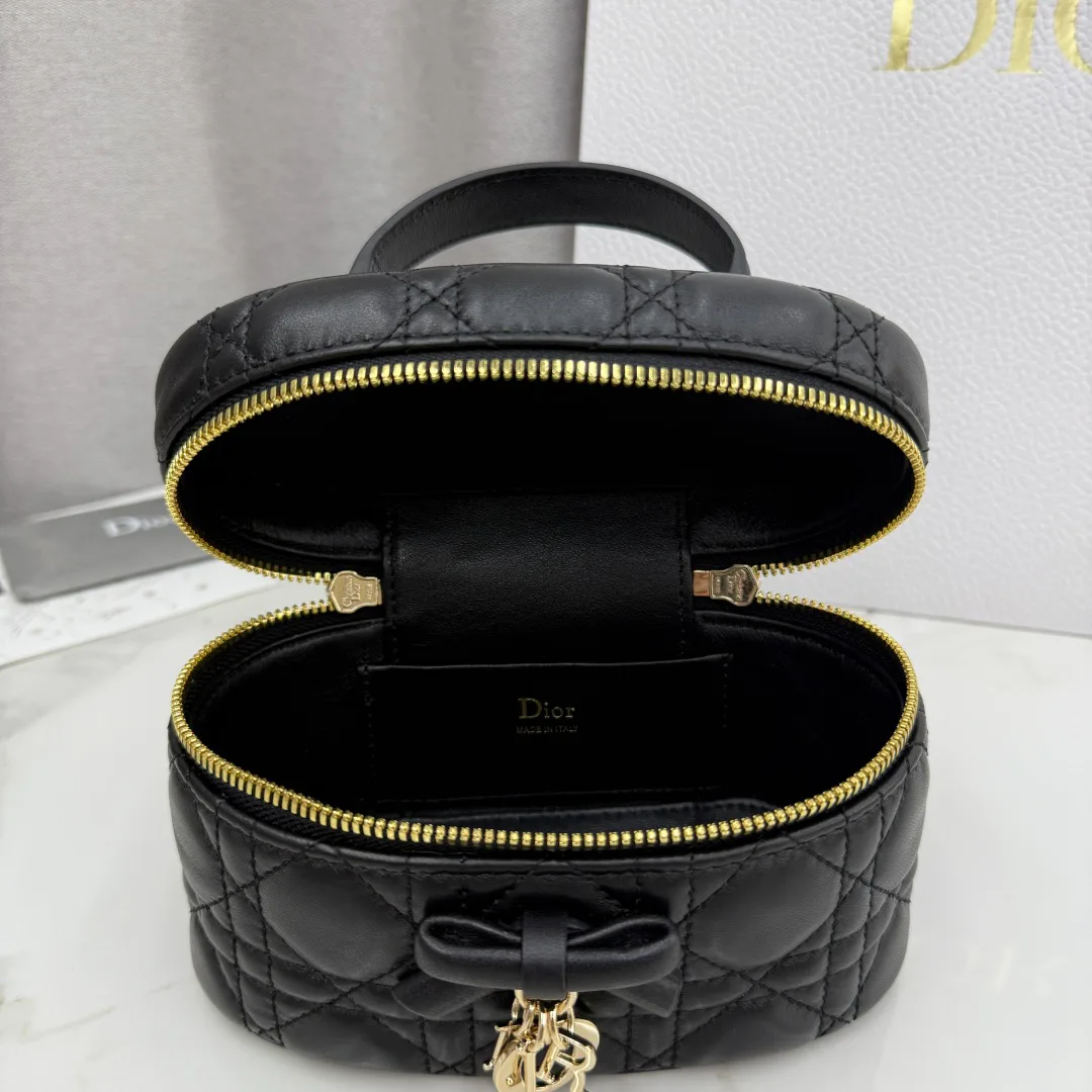 Классические Сумки Женские Christian Dior 11905729