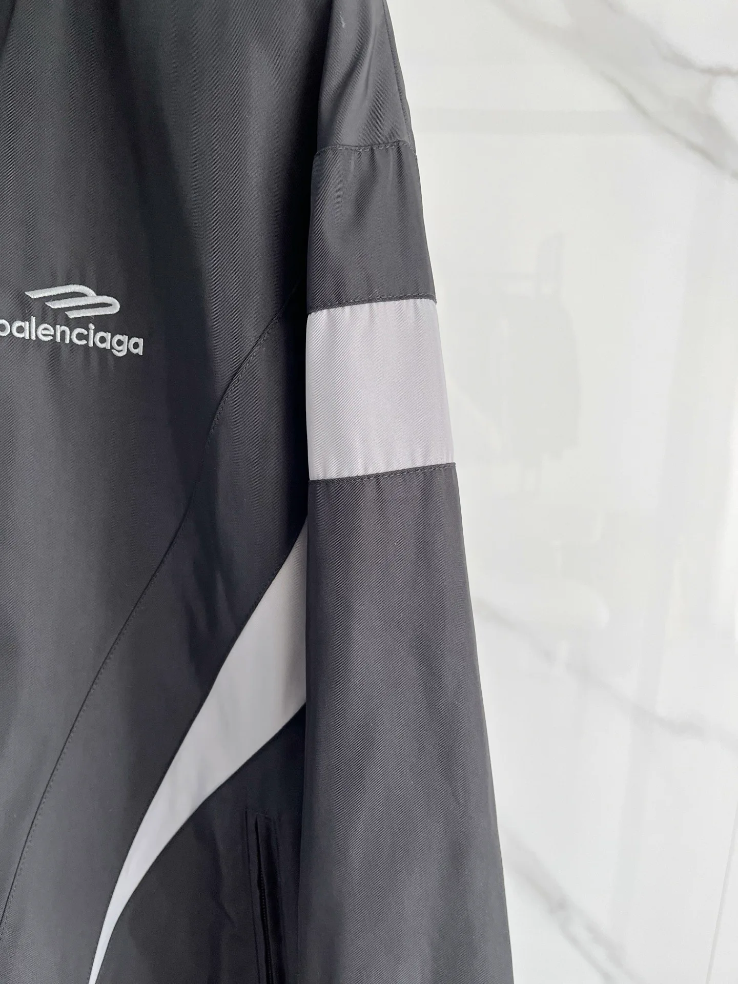 Куртки И Пуховики Мужские Balenciaga 10827345