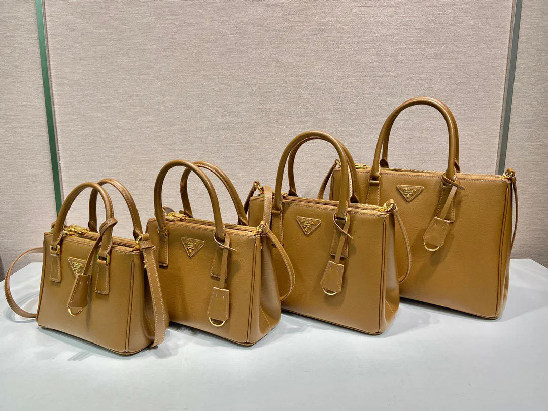 Классические Сумки Женские Prada 11219679