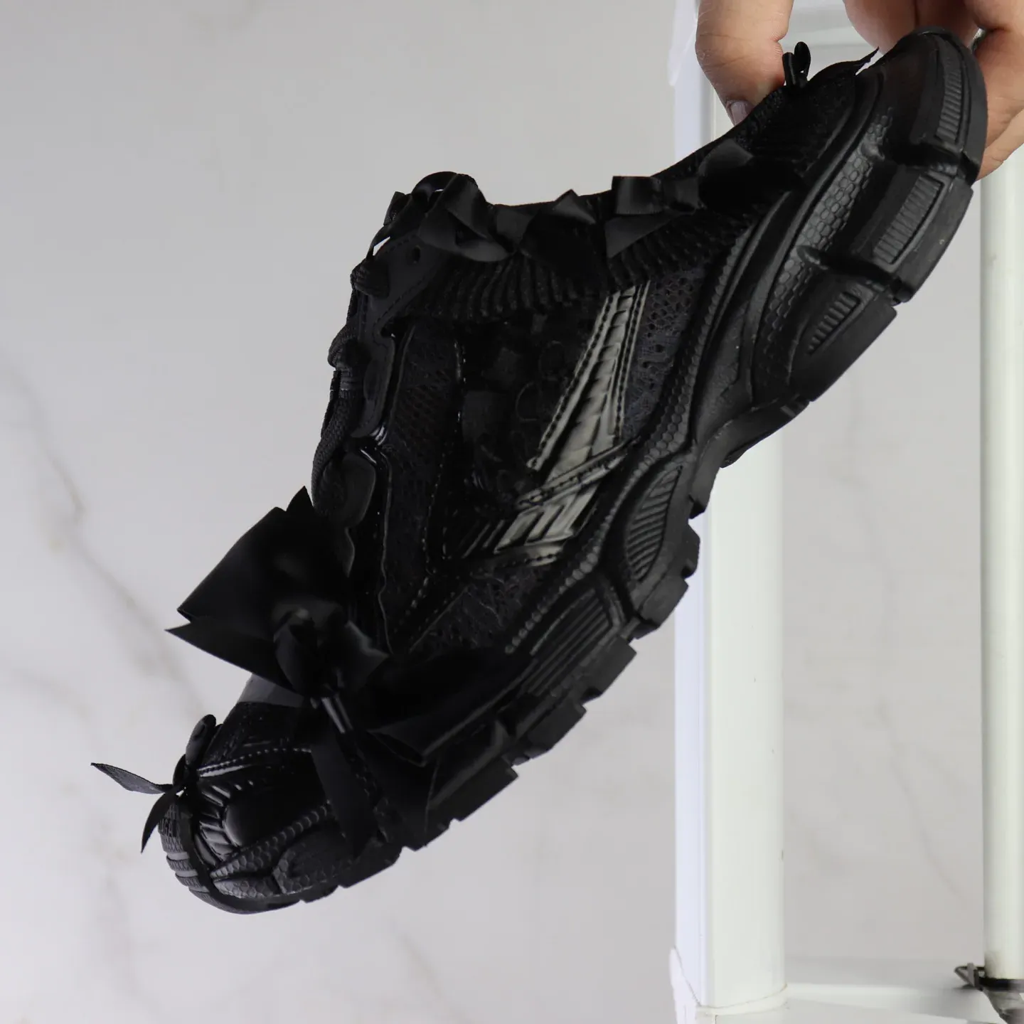 Кроссовки Женские Balenciaga 526702