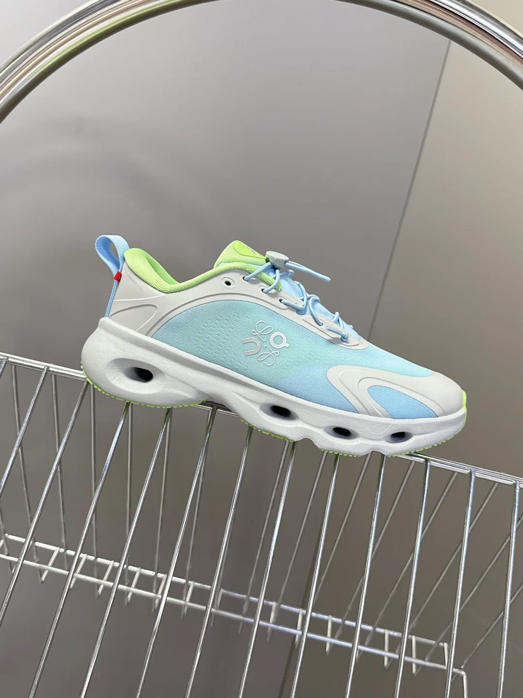 Кроссовки Женские Loewe 147074