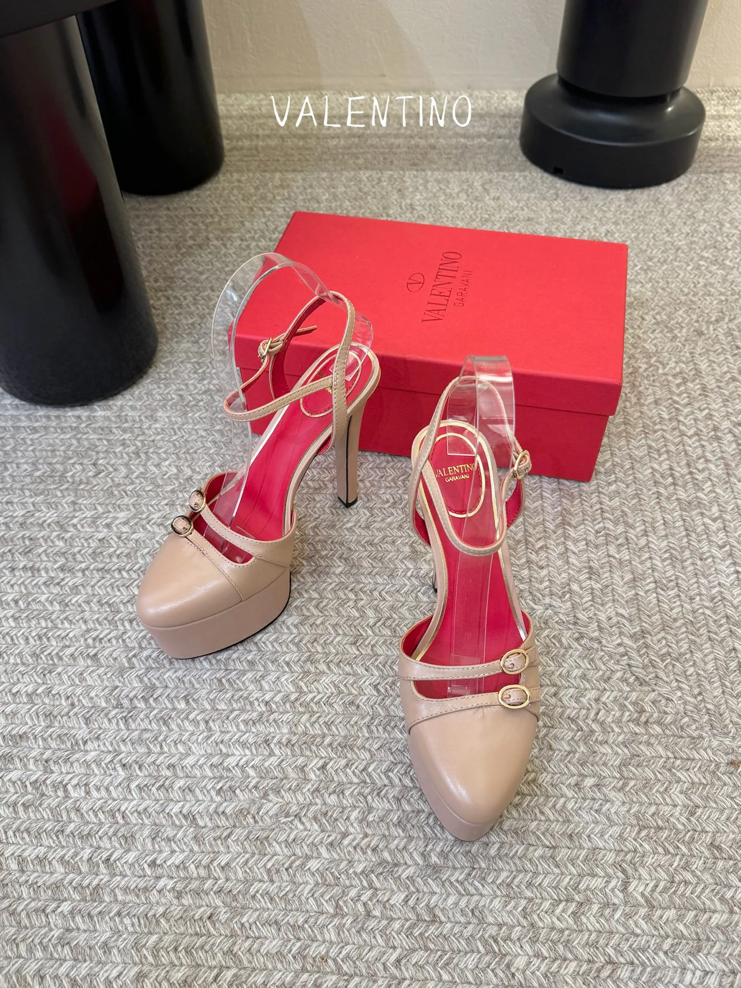 Босоножки Женские Valentino 11633137