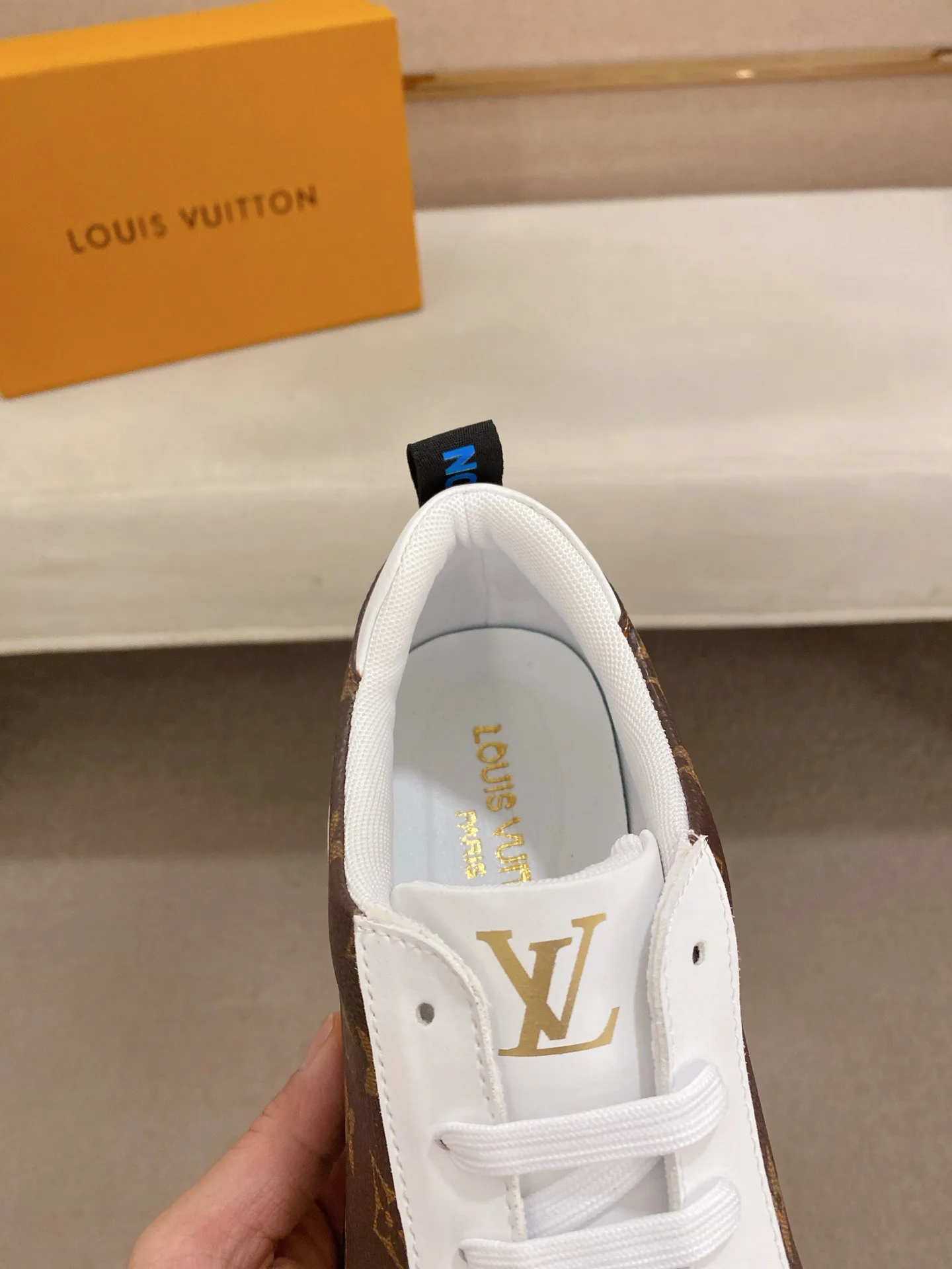 Кроссовки Мужские Louis Vuitton 588003