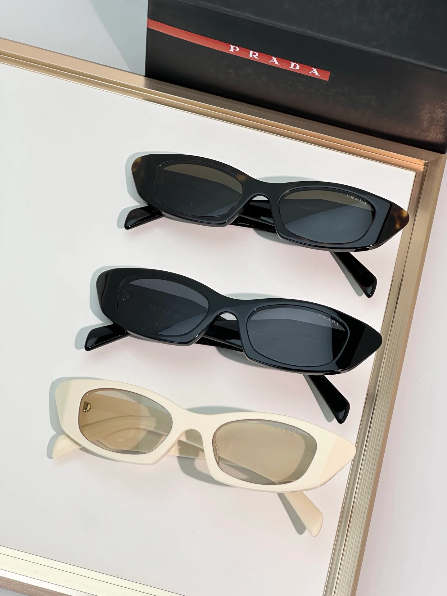 Очки Prada 13169208