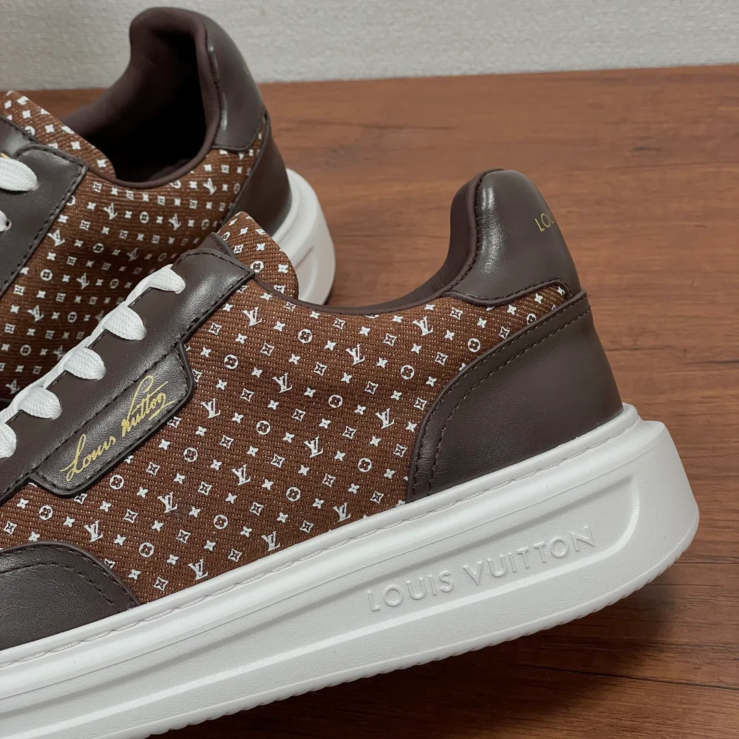 Кроссовки Мужские Louis Vuitton 18000609