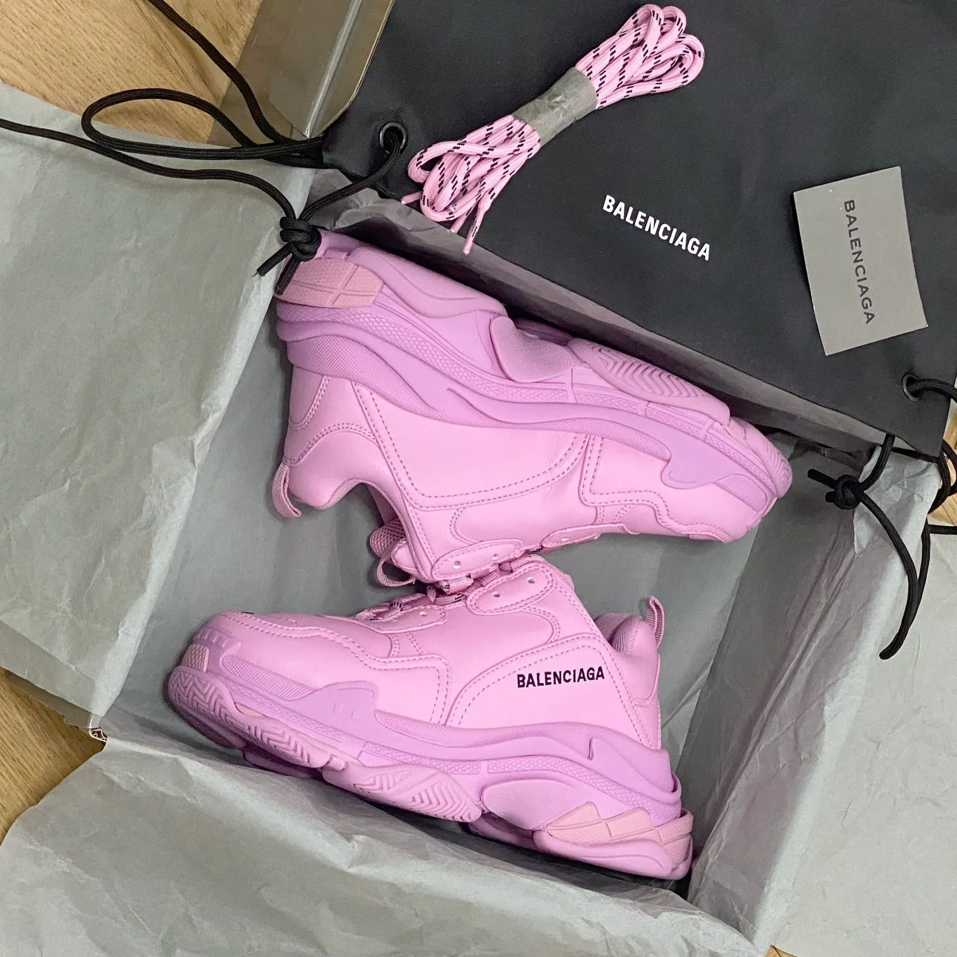 Кроссовки Женские Balenciaga 4439973
