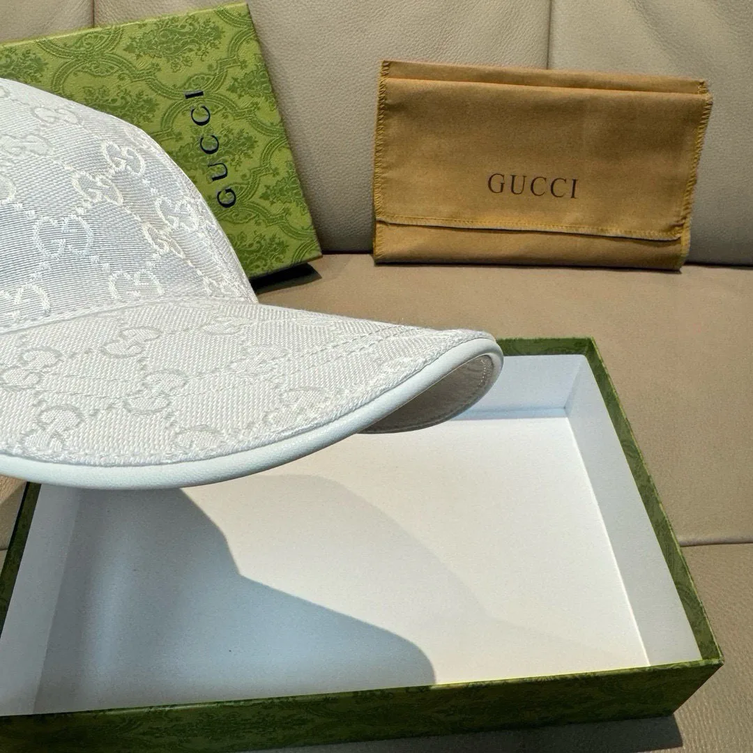 Головные Уборы Gucci 17604850