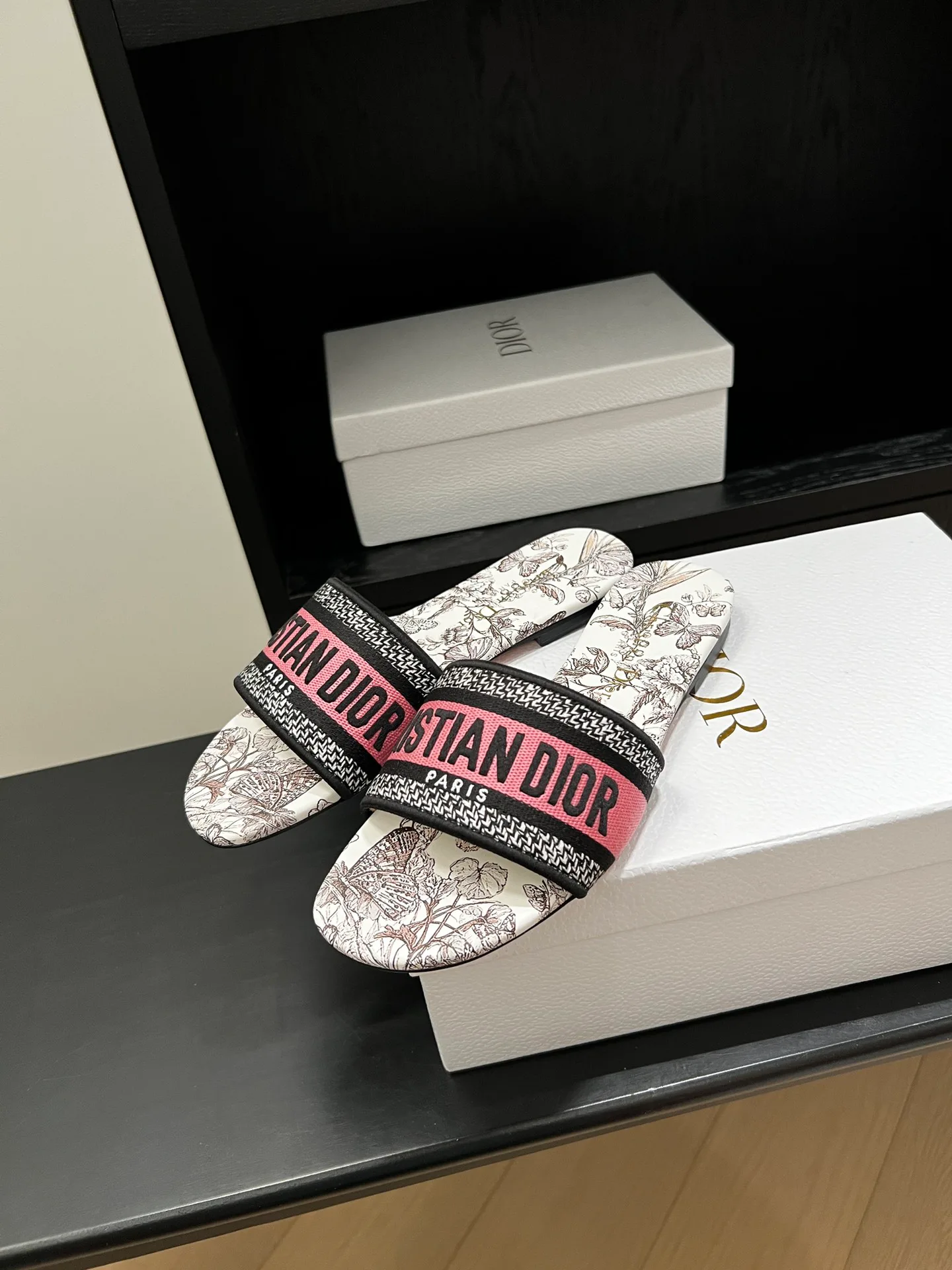 Шлепанцы Женские Christian Dior 11884667