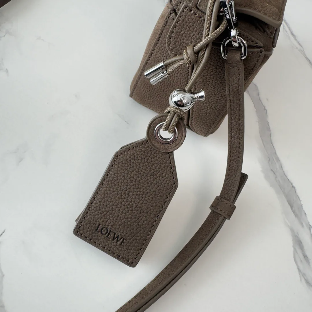 Сумки На Ремне Женские Loewe 11565895