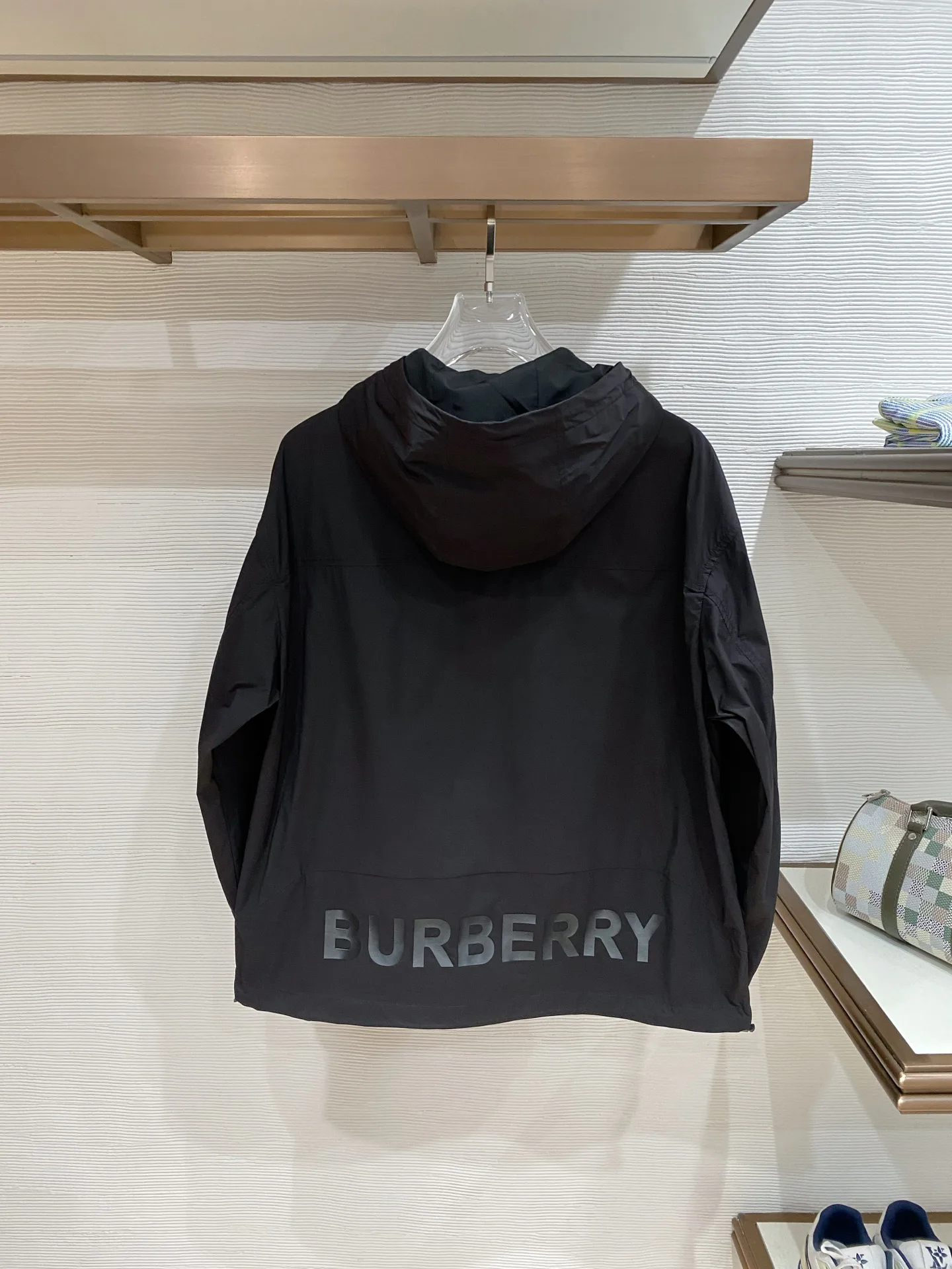 Куртки И Пуховики Мужские Burberry 11504096