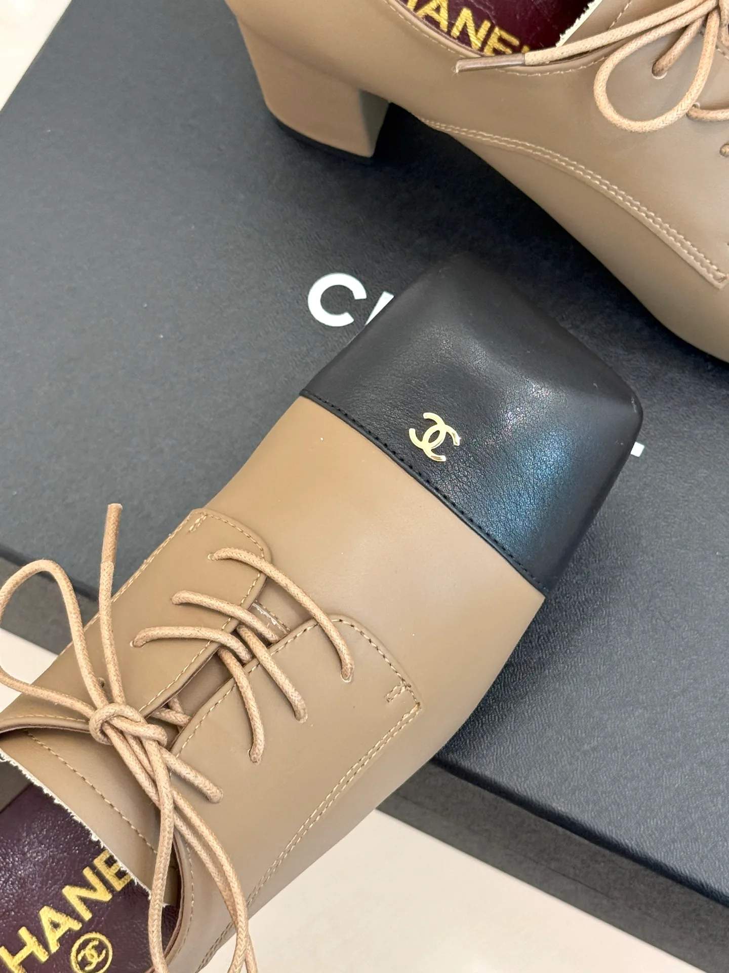 Туфли Женские Chanel 17480806