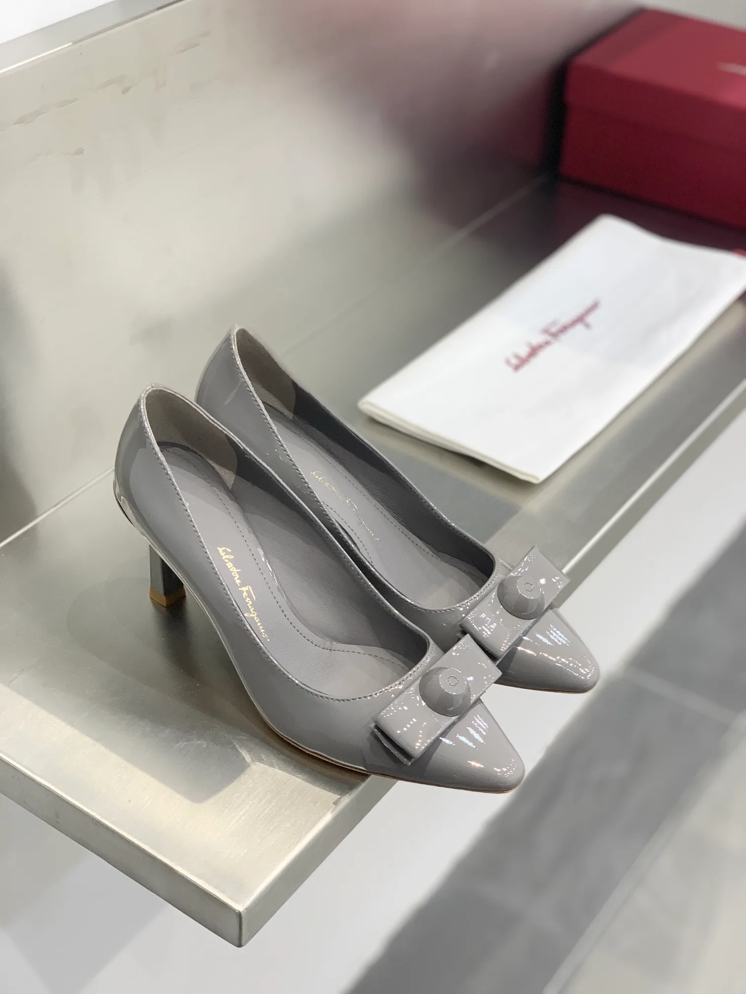 Туфли Женские Salvatore Ferragamo 31072