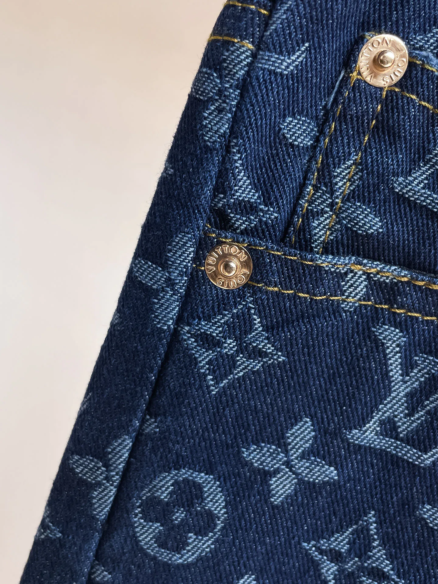 Джинсы Мужские Louis Vuitton 18345639