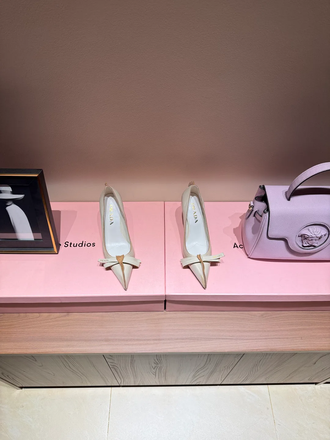Туфли Женские Prada 11410344