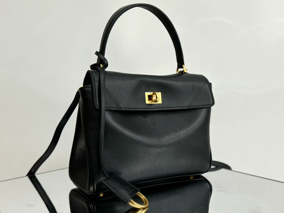 Сумки На Ремне Женские Balenciaga 4111