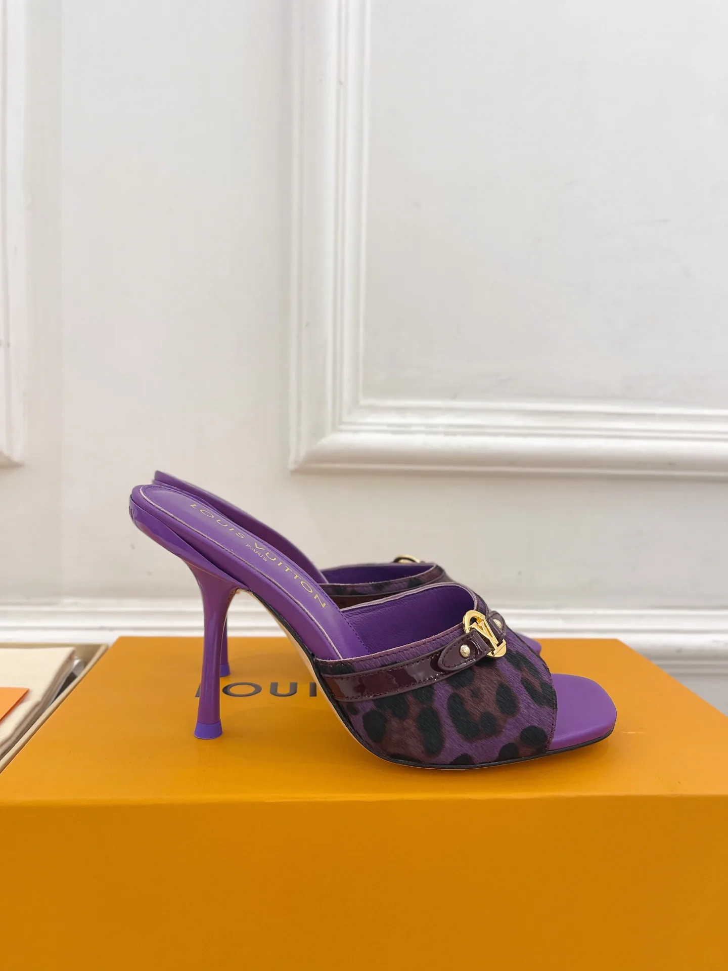Туфли Женские Louis Vuitton 11458165