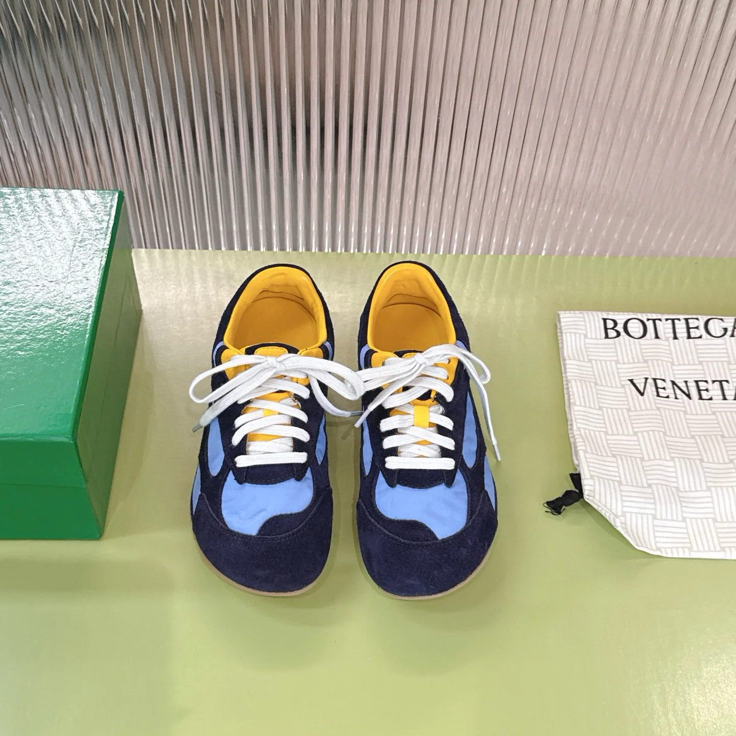 Кроссовки Женские Bottega Veneta 109618