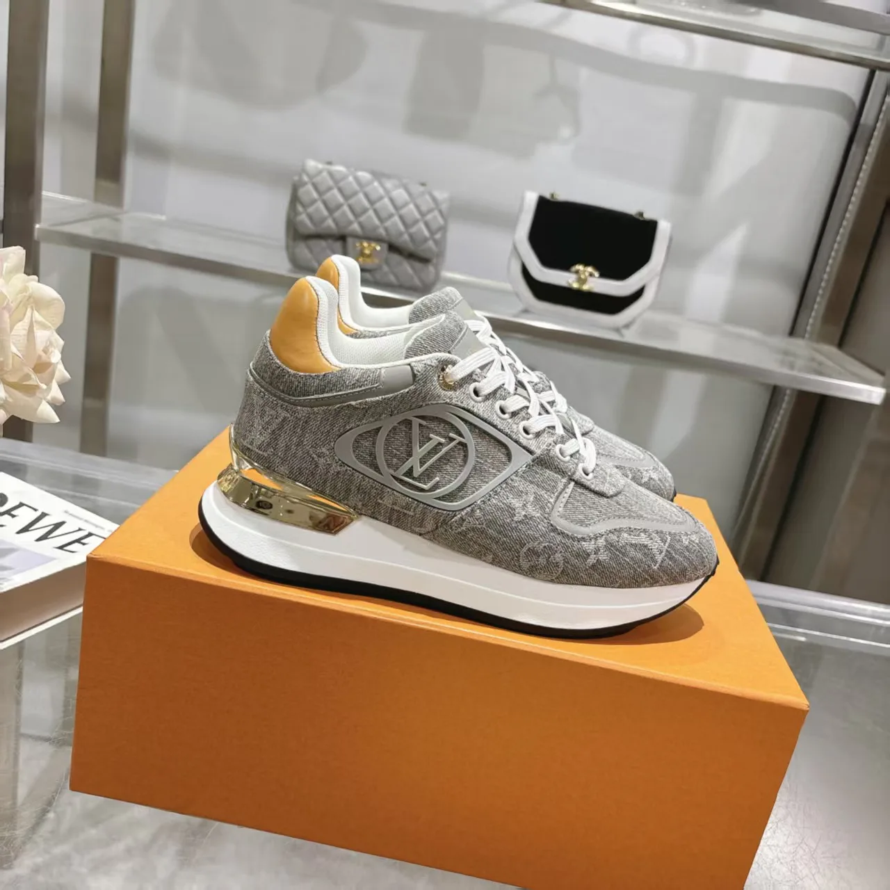 Кроссовки Женские Louis Vuitton 1284525