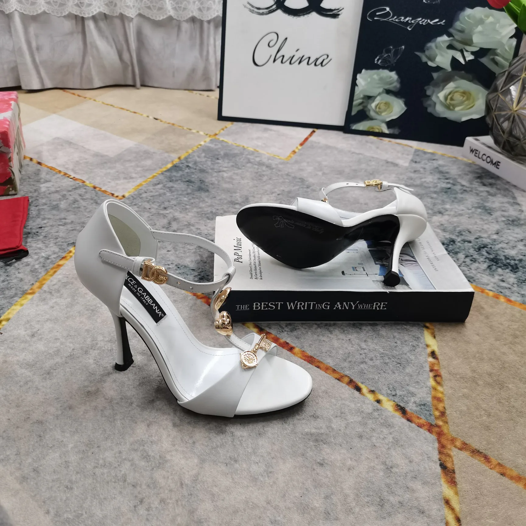 Босоножки Женские Dolce & Gabbana 11247972