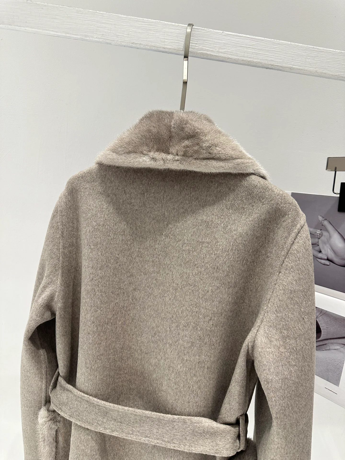 Пальто Женские Loro Piana 18082923