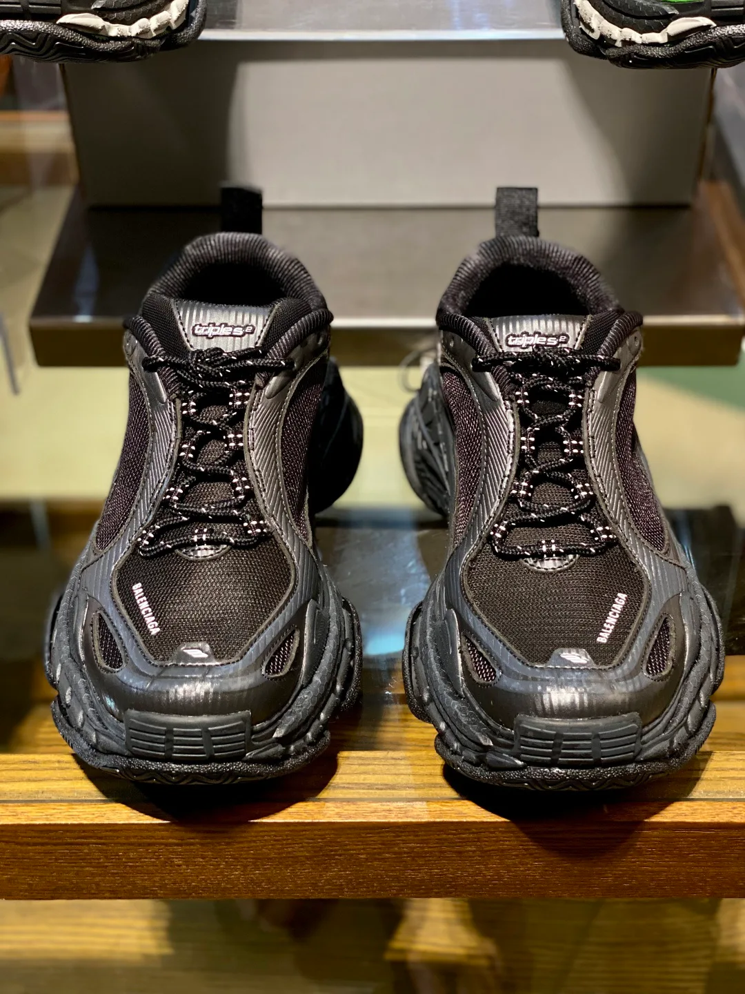 Кроссовки Женские Balenciaga 16935007