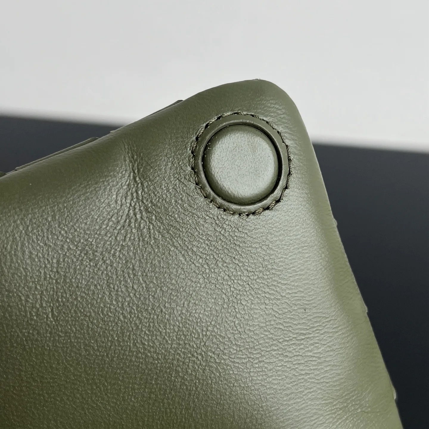Классические Сумки Женские Bottega Veneta 13306147