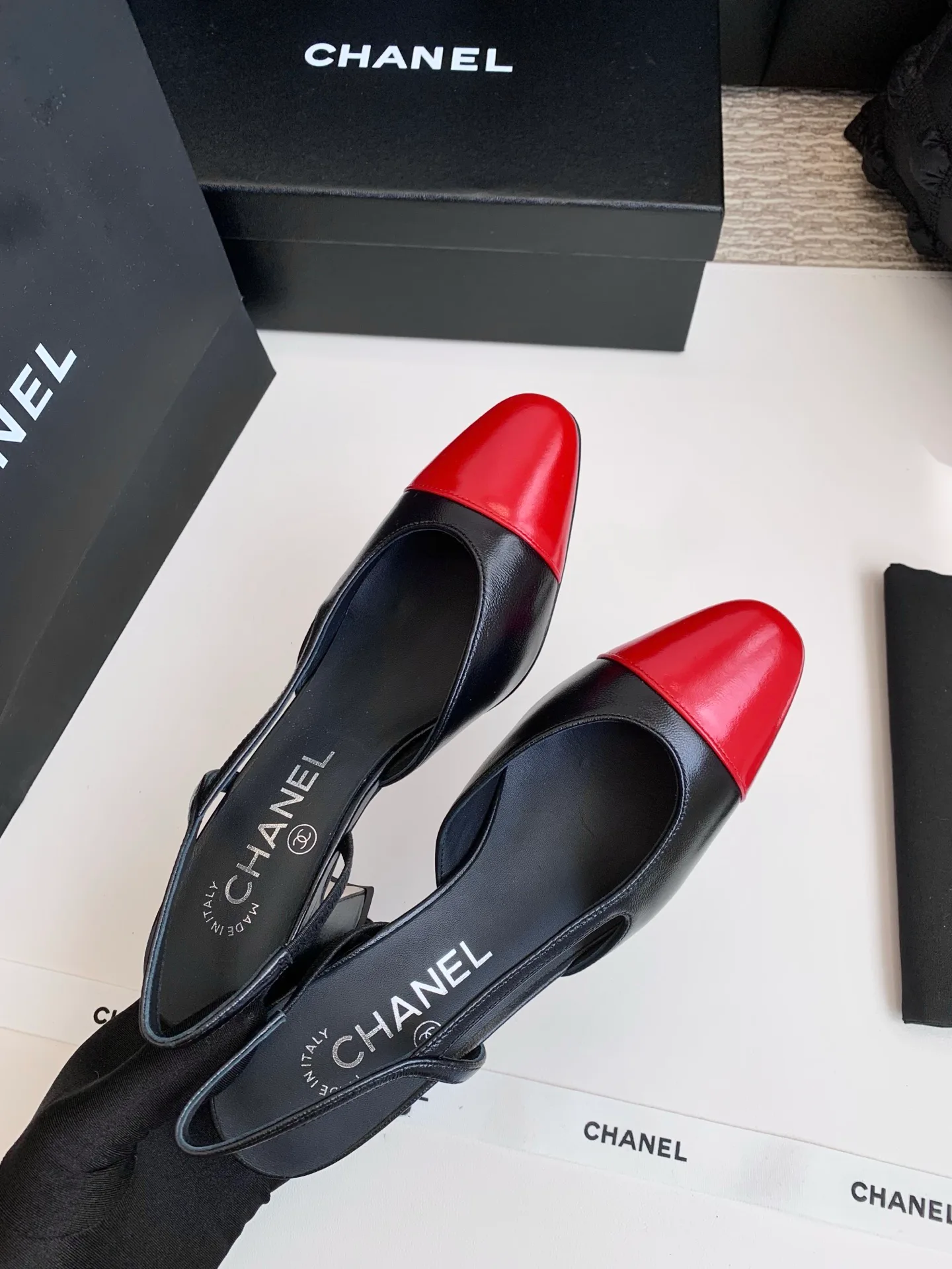 Туфли Женские Chanel 16948103
