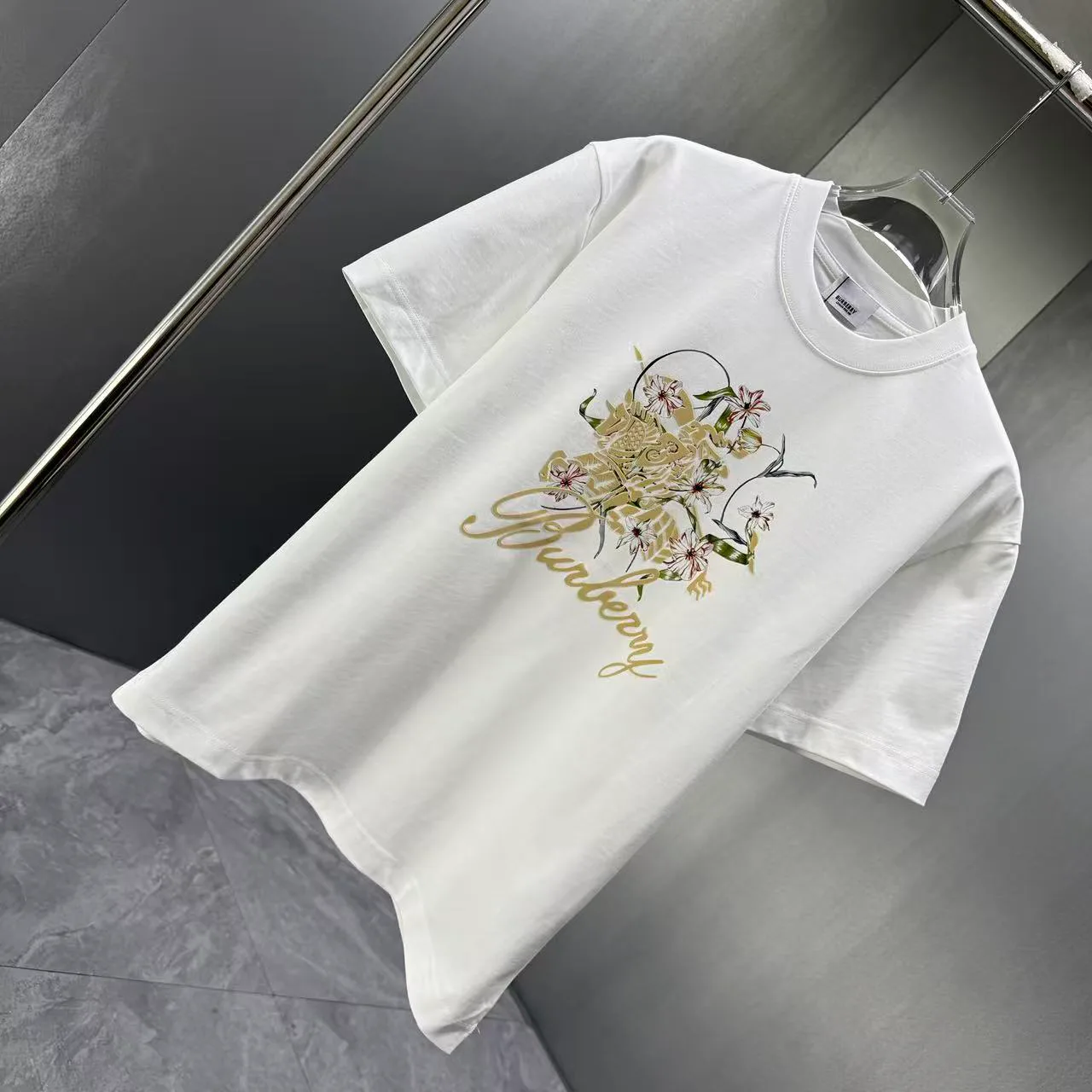 Футболки Женские Burberry 9128902
