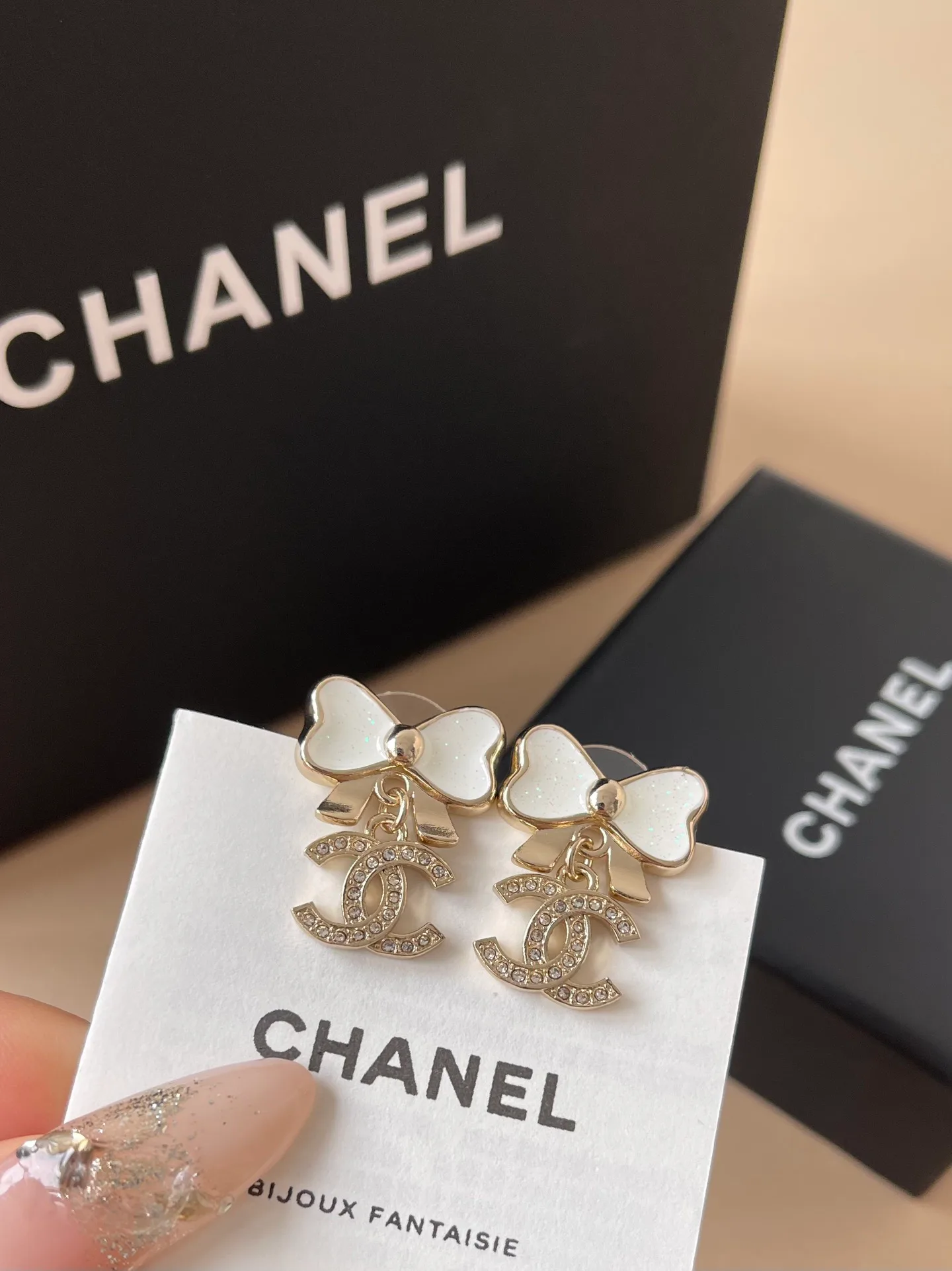 Бижутерия Chanel 17648