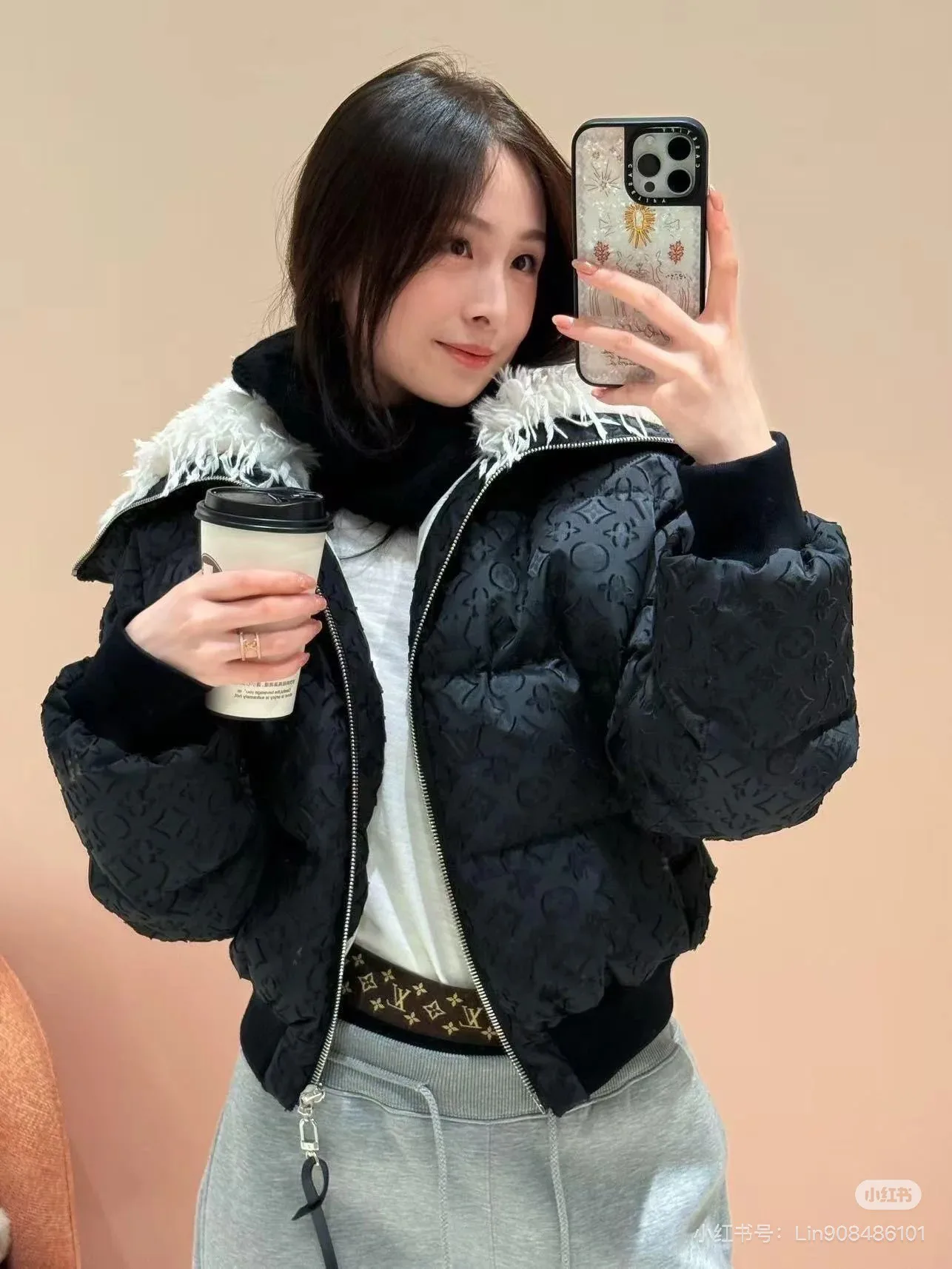 Куртки И Пуховики Женские Louis Vuitton 1021784