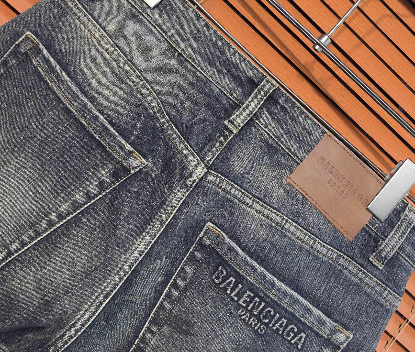 Джинсы Мужские Balenciaga 18098306