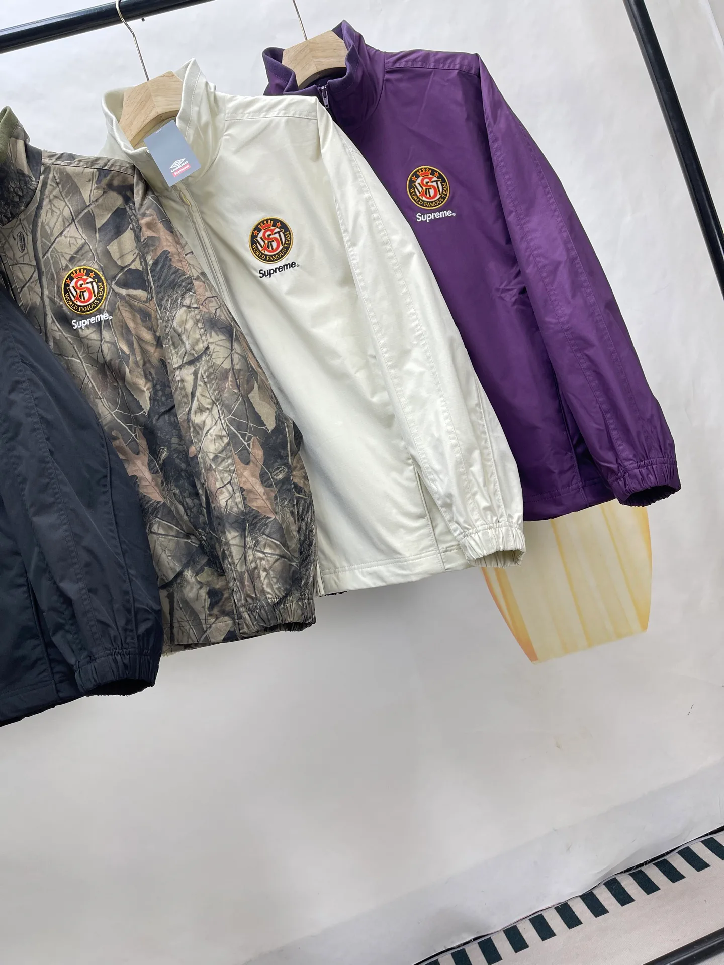 Куртки И Пуховики Мужские Supreme 12640952